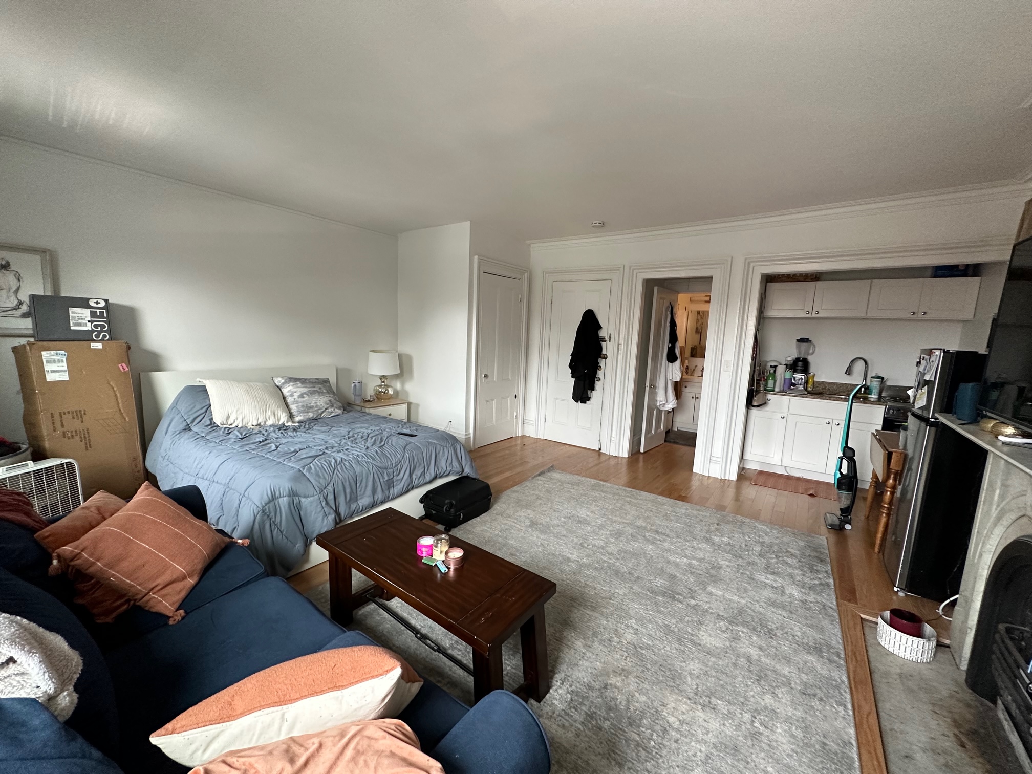 82 Charles St, Beacon Hill