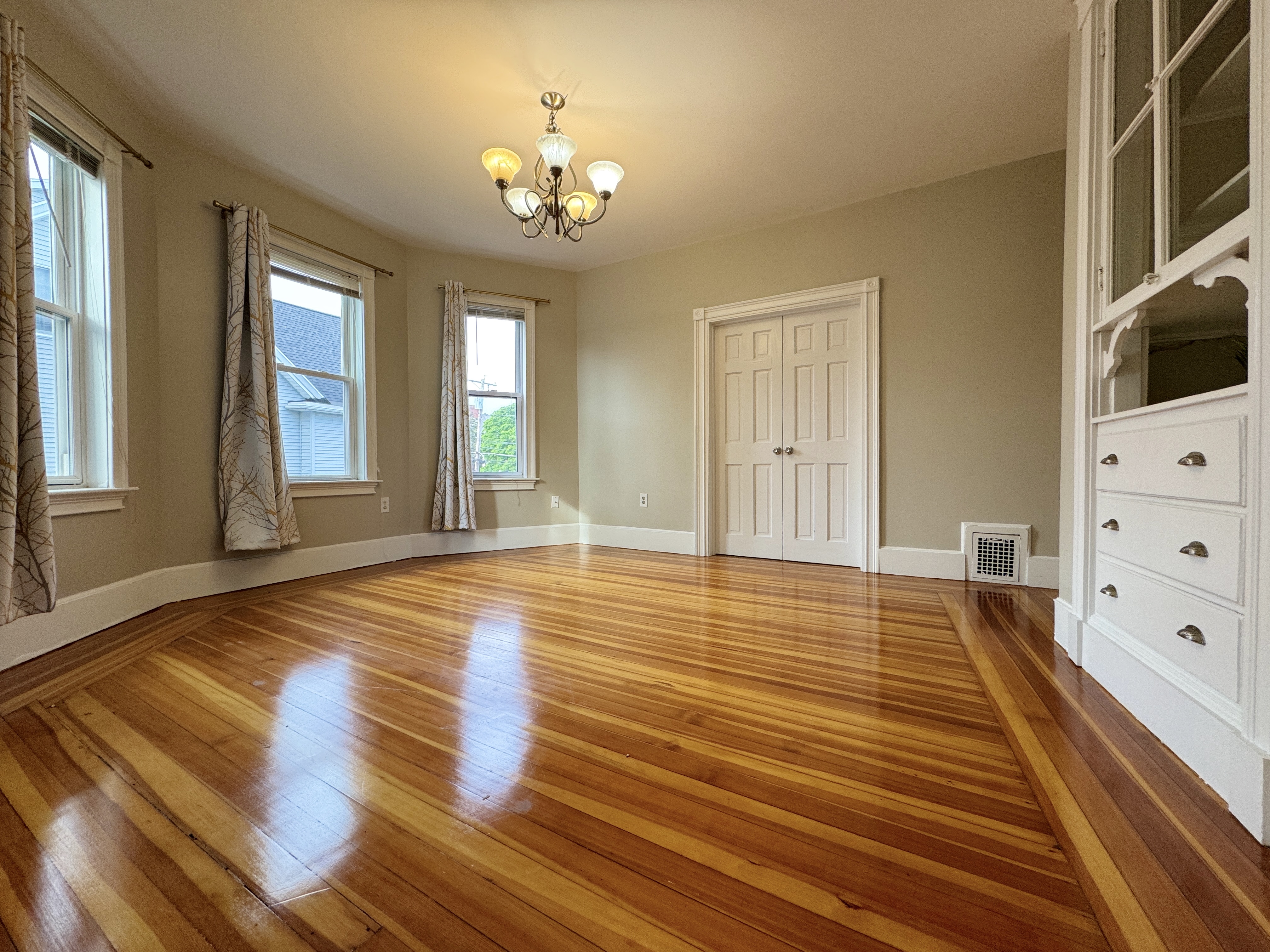 258 Broadway, Malden