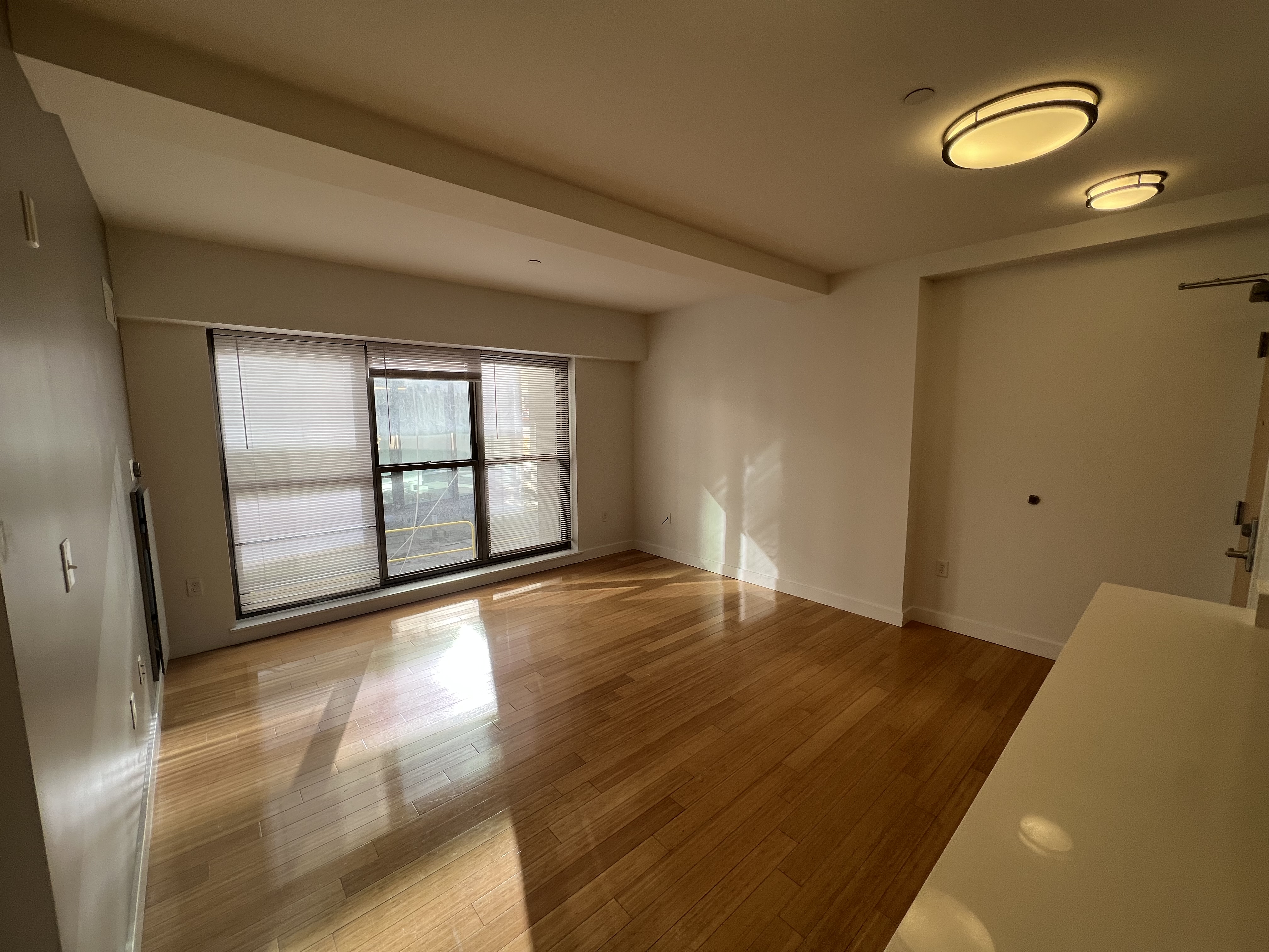 1085 Boylston St, Fenway