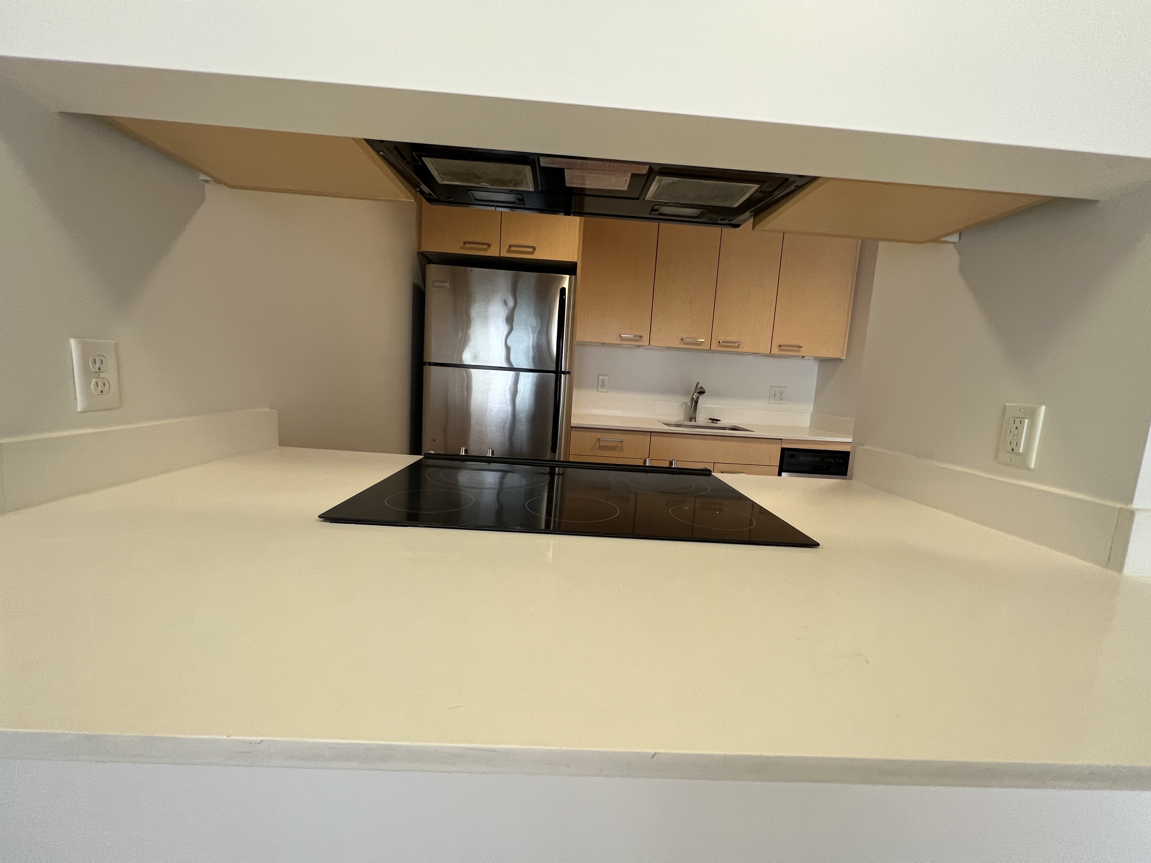 1085 Boylston St, Fenway