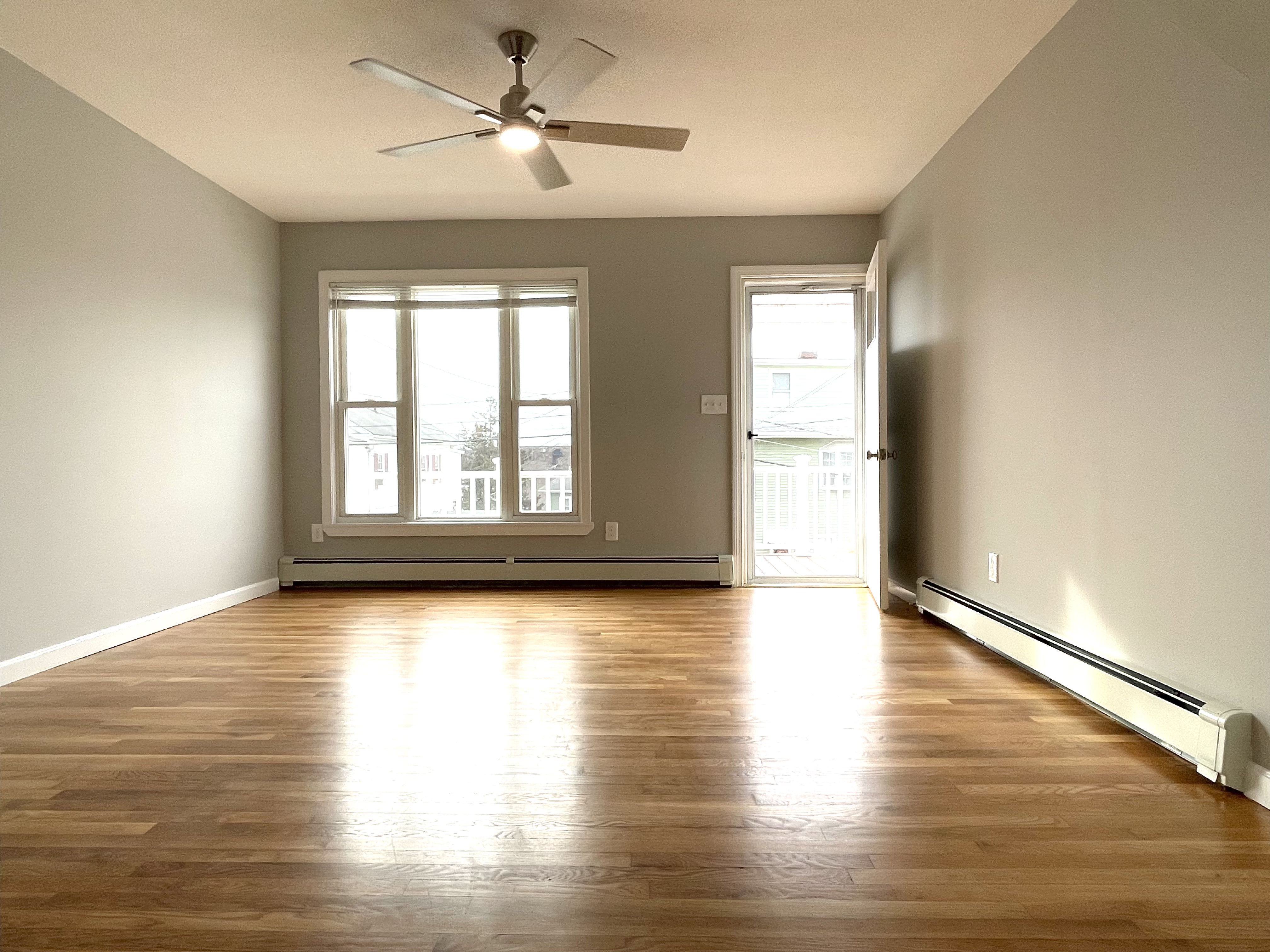 6 Hudson St, Watertown Square