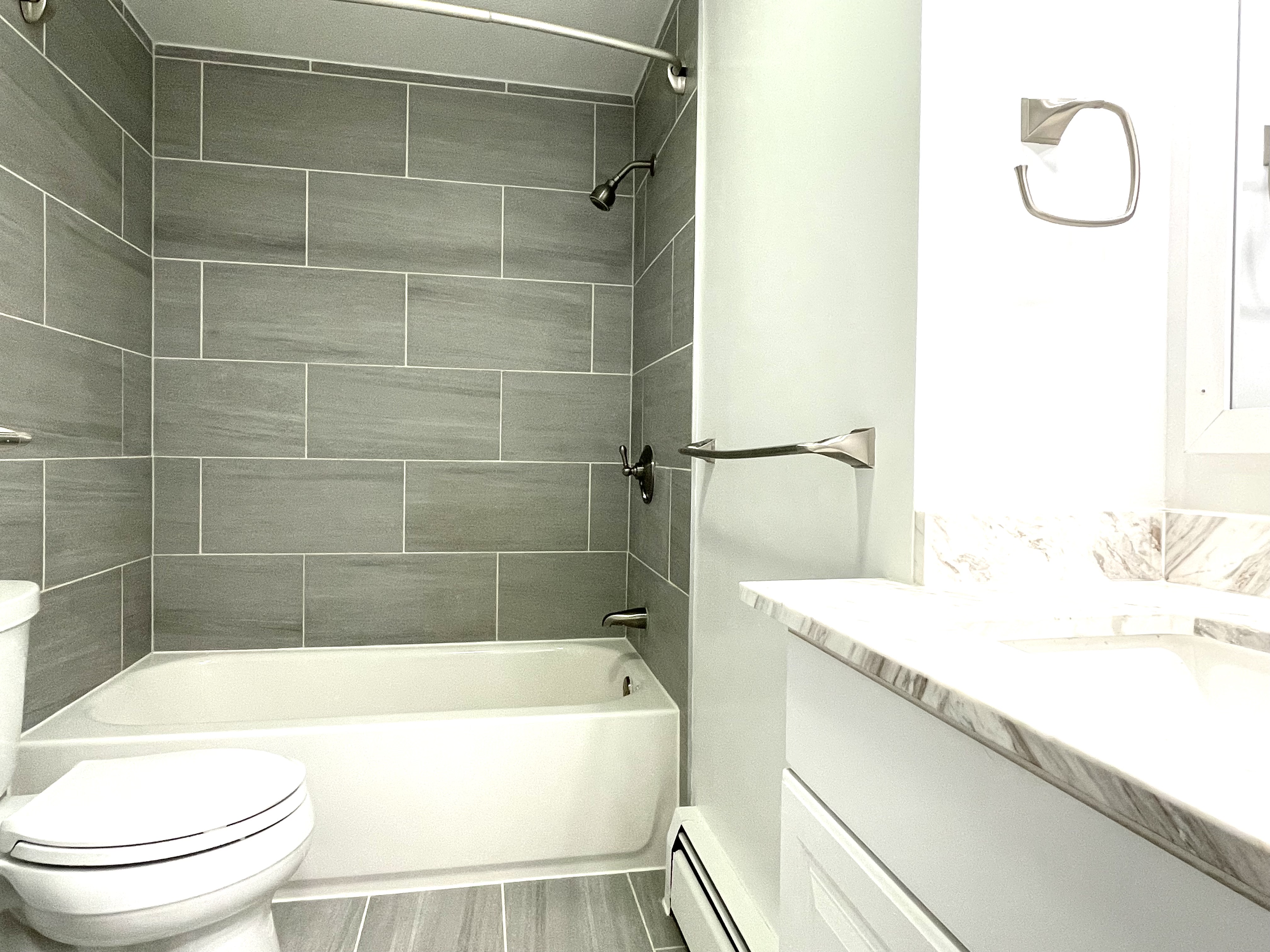 6 Hudson St, Watertown Square