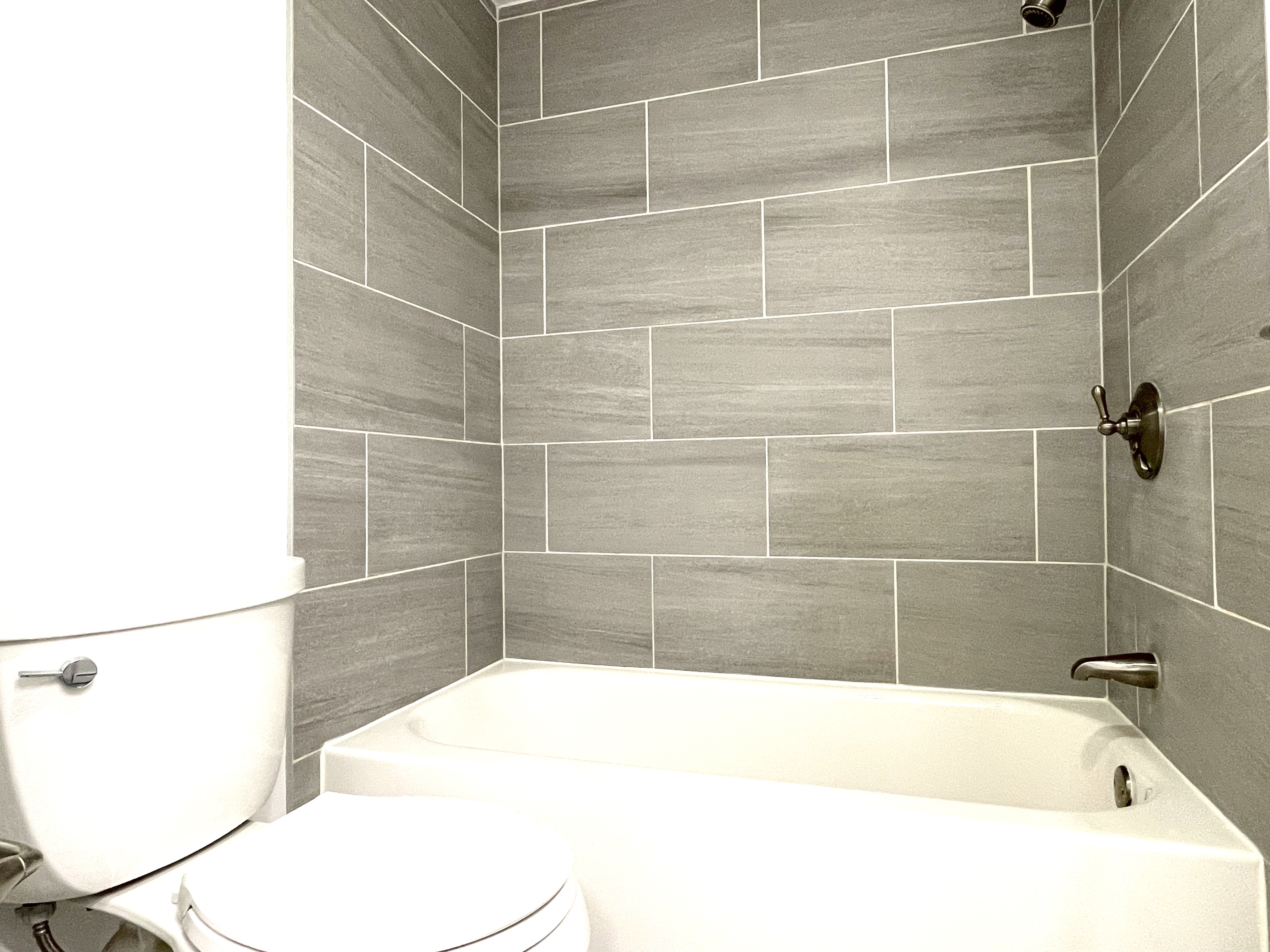 6 Hudson St, Watertown Square