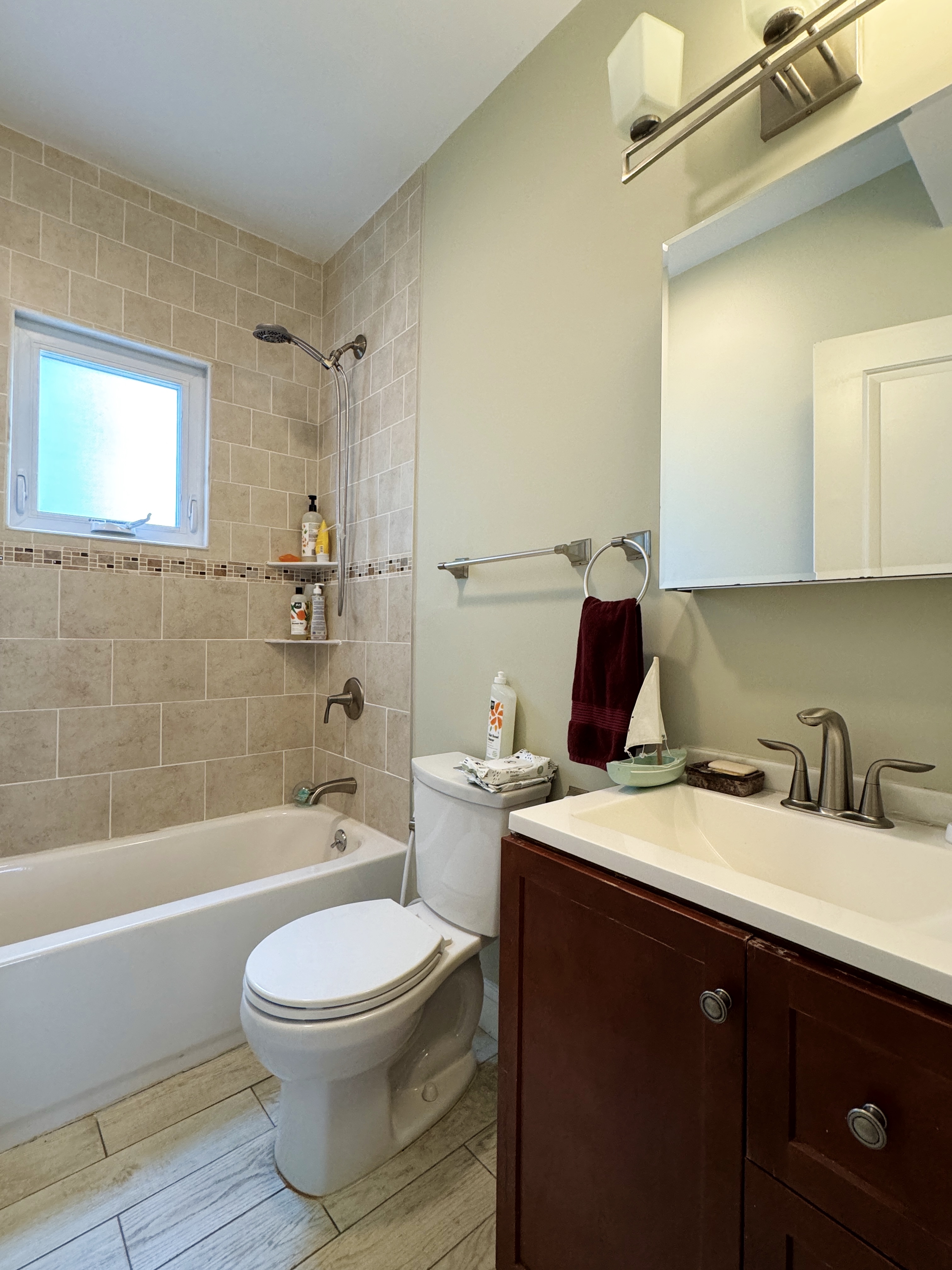 200 Willow Ave, Powder House Square