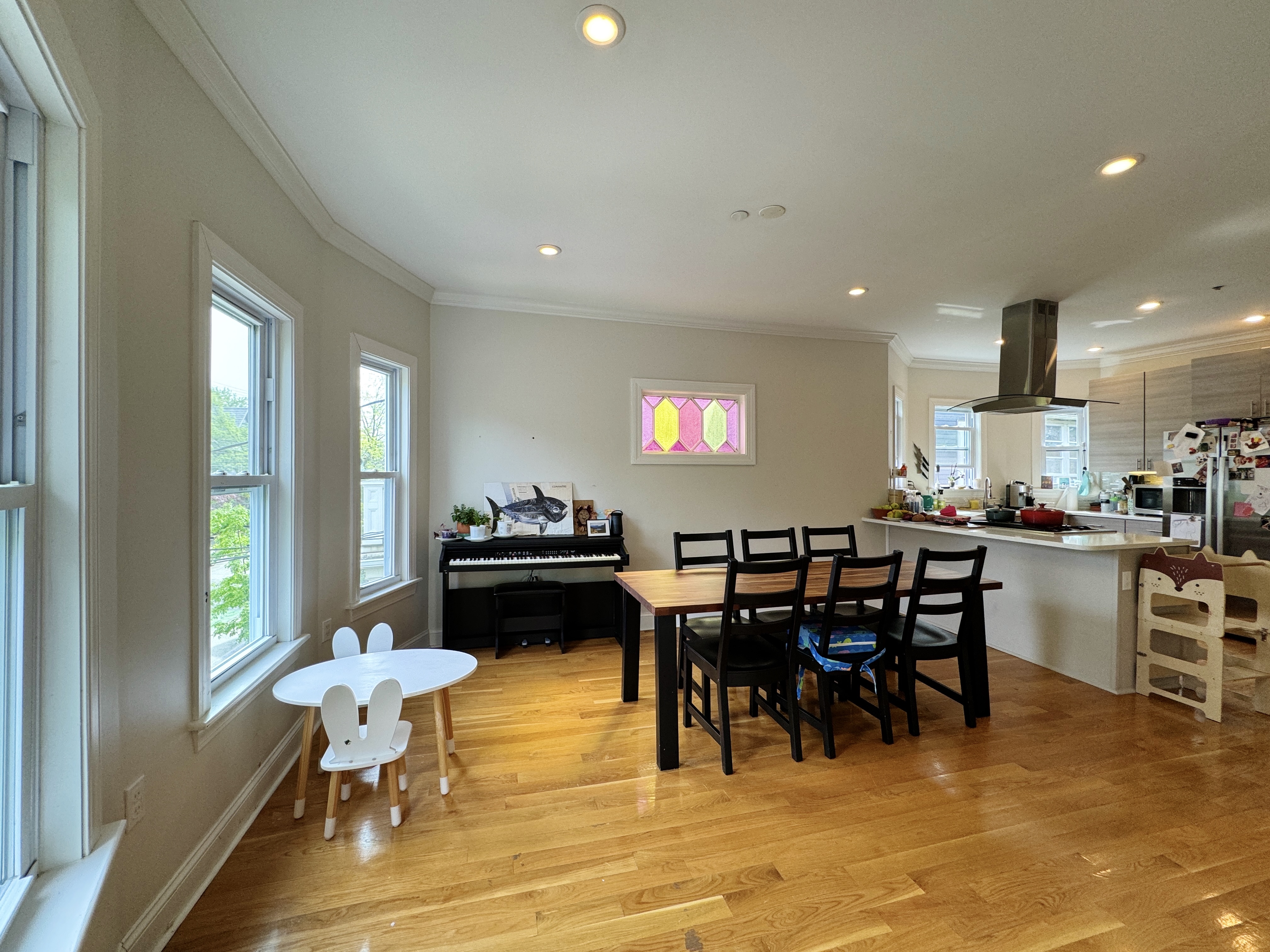 200 Willow Ave, Powder House Square