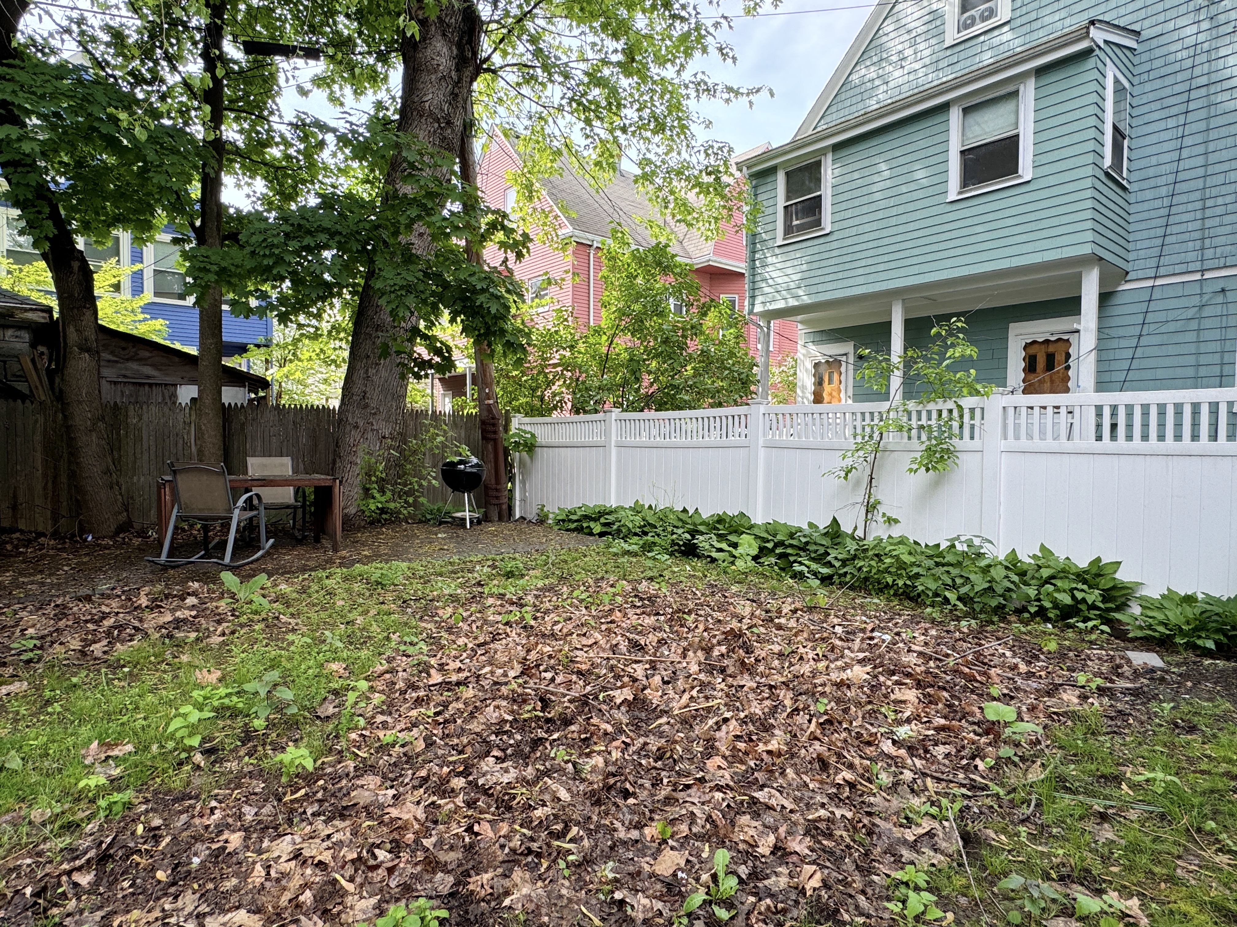 200 Willow Ave, Powder House Square