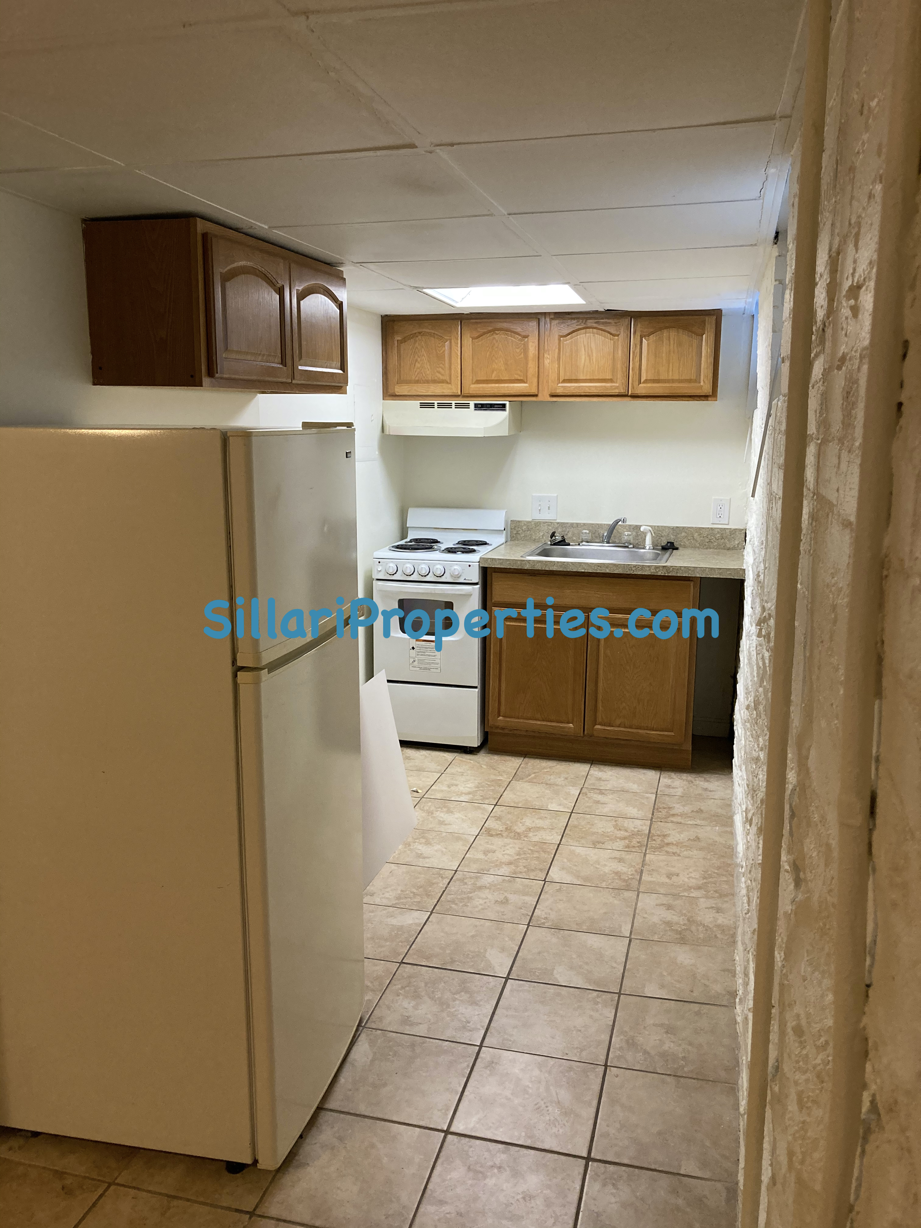 10 Garrison Ave, West Somerville