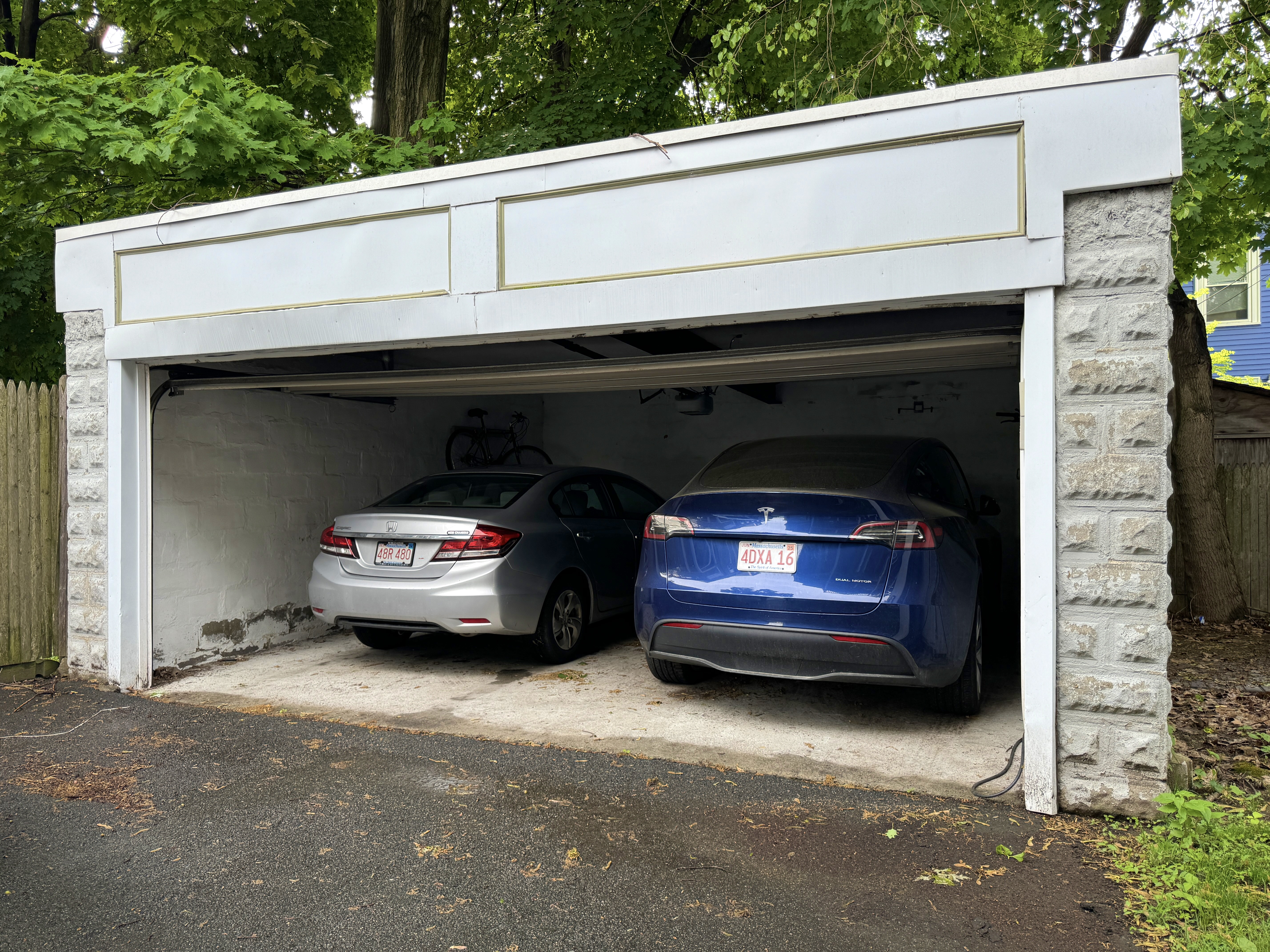 200 Willow Ave, Powder House Square