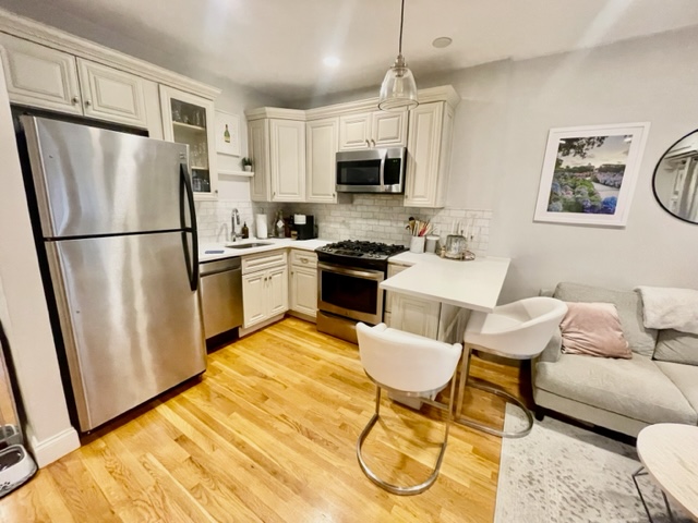 17 Clark St, North End