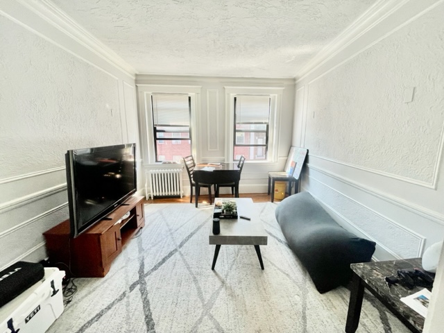 123 Richmond St, North End