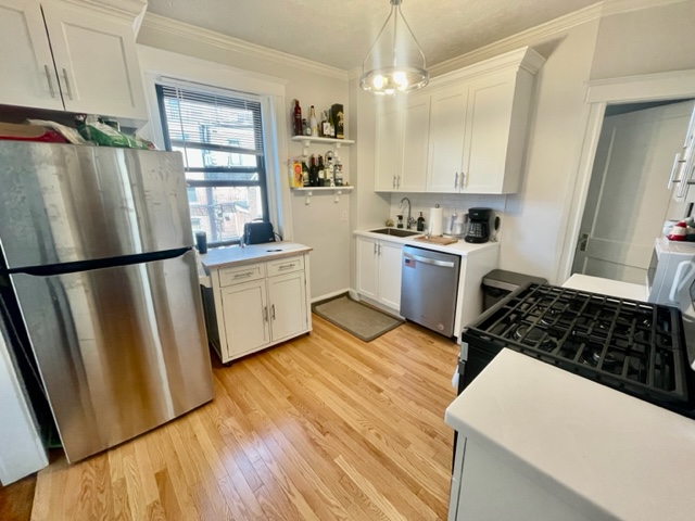 123 Richmond St, North End