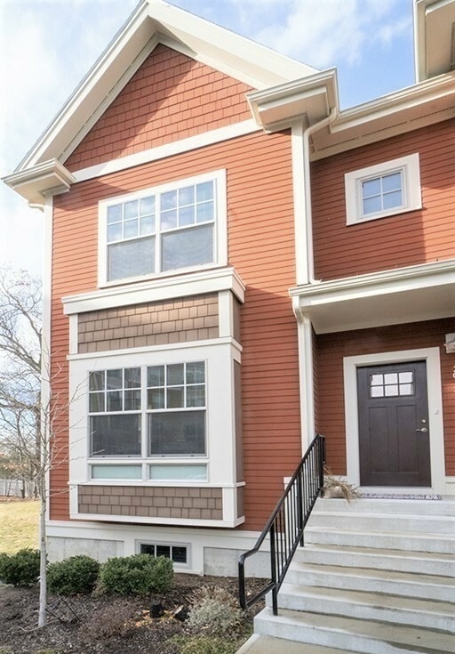 2012 Symmes Circle, Arlington