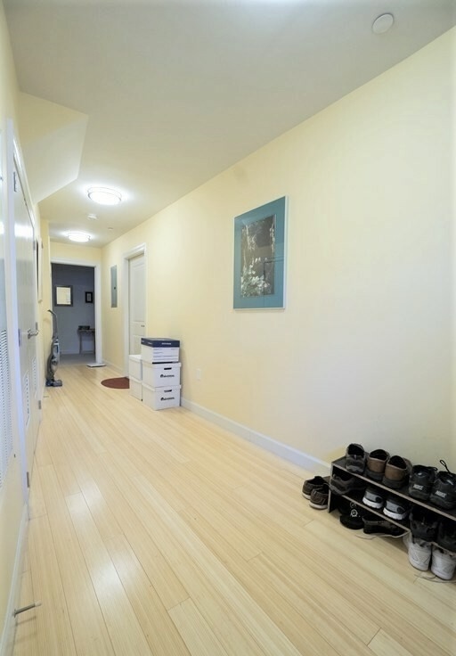 2012 Symmes Circle, Arlington