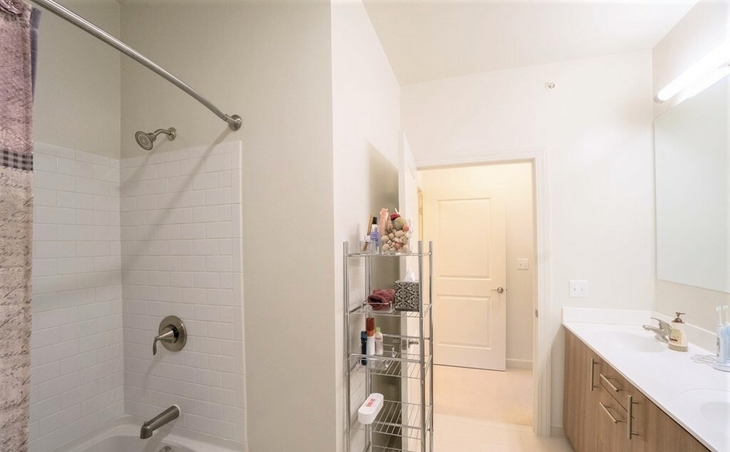 2012 Symmes Circle, Arlington