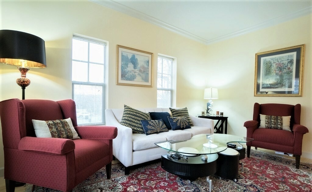 2012 Symmes Circle, Arlington