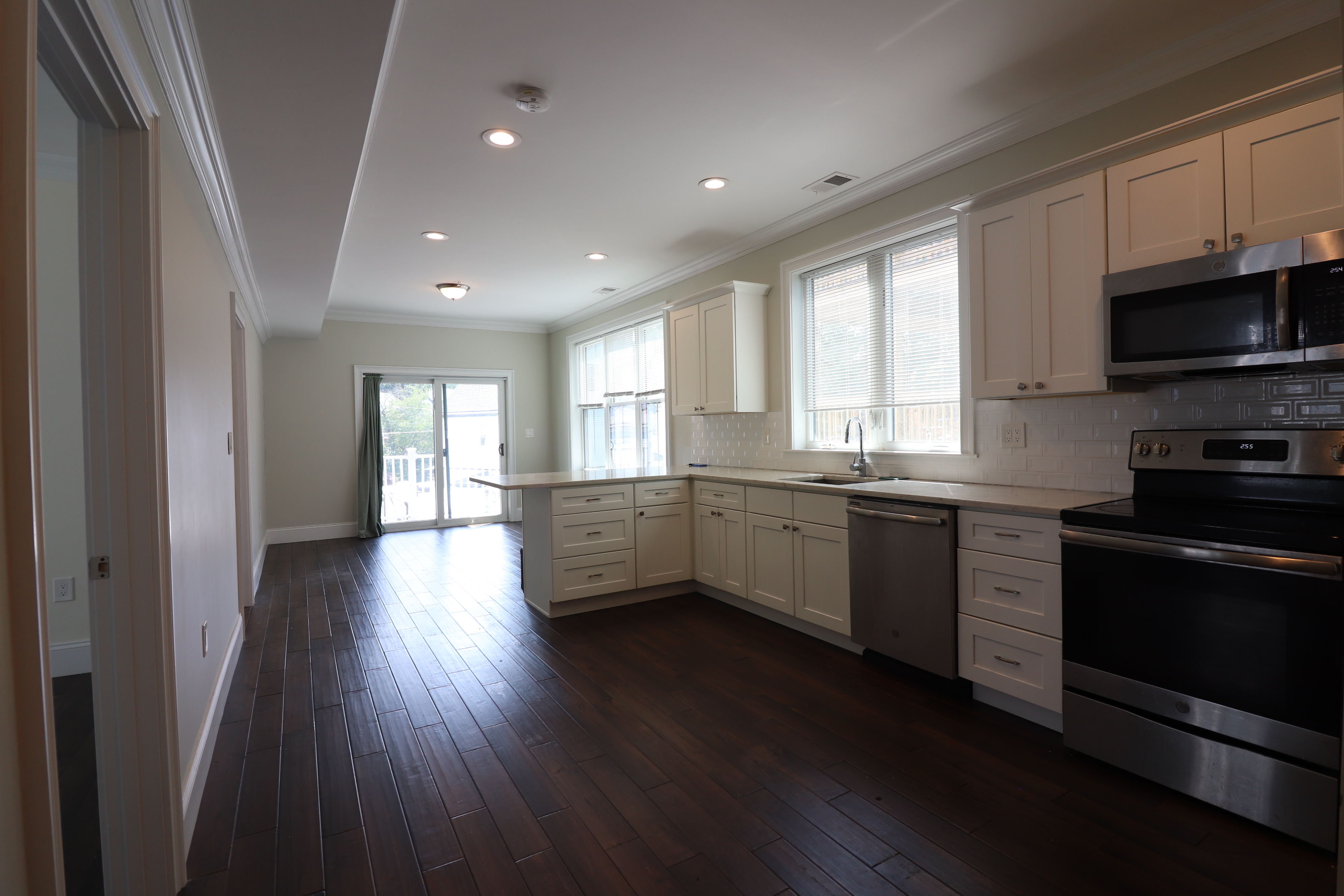 140 Minden St, Jamaica Plain