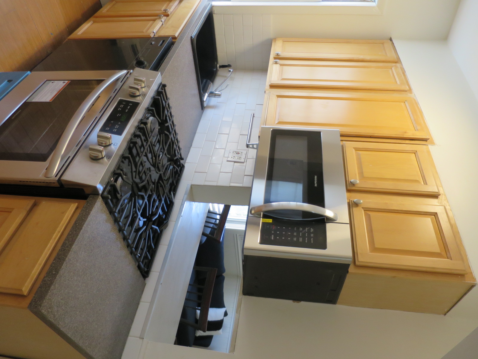 17 Charnwood Rd, Davis Square