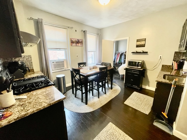 8 Margaret St, North End