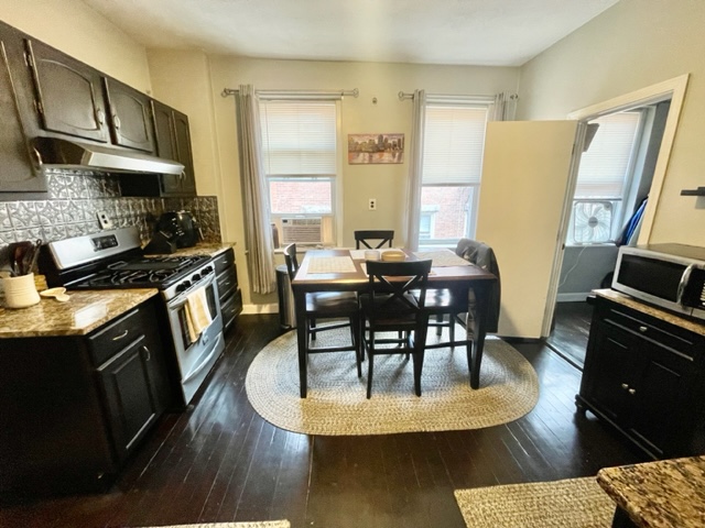 8 Margaret St, North End