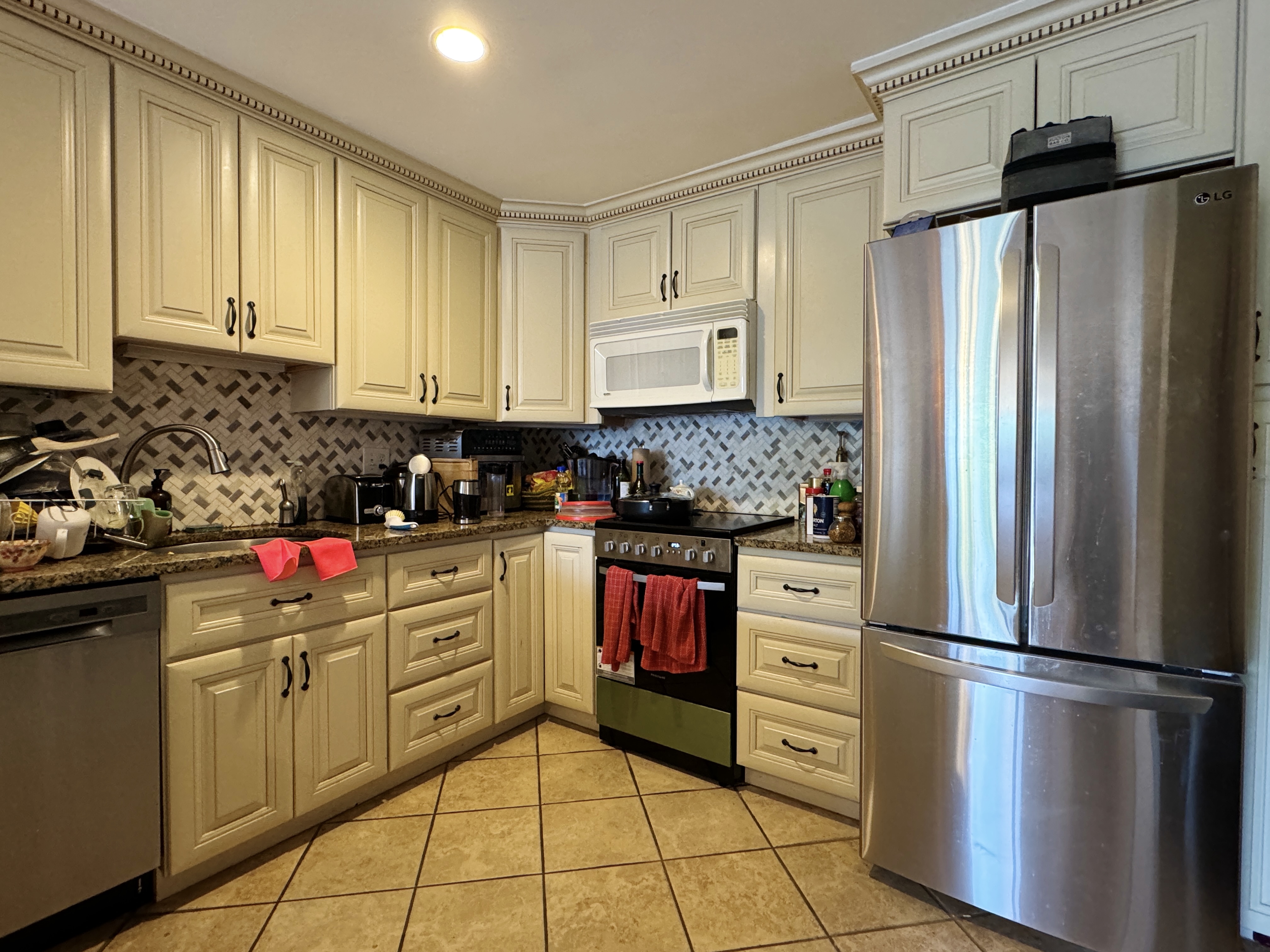 2192 Massachusetts Ave, North Cambridge