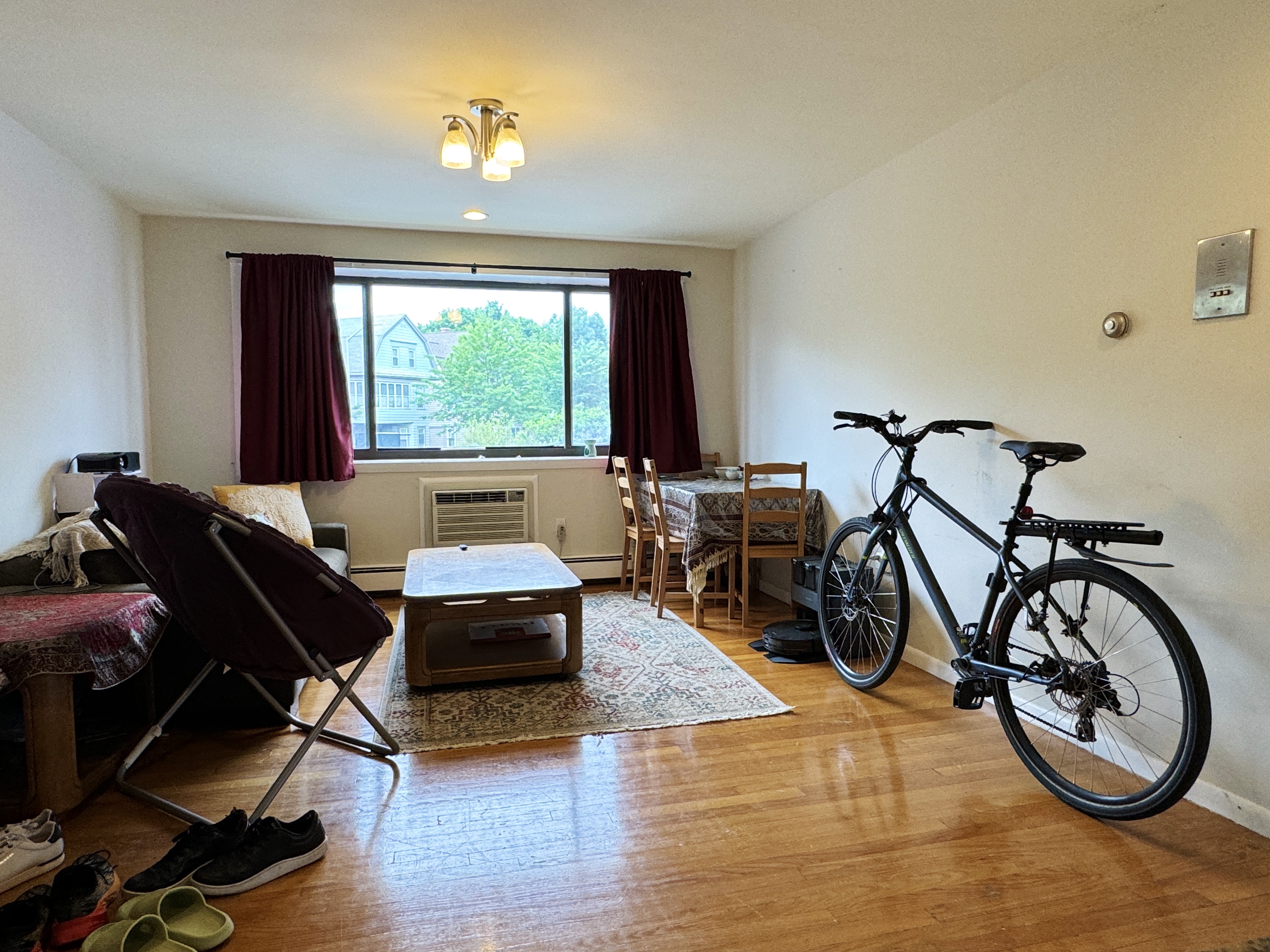 2192 Massachusetts Ave, North Cambridge