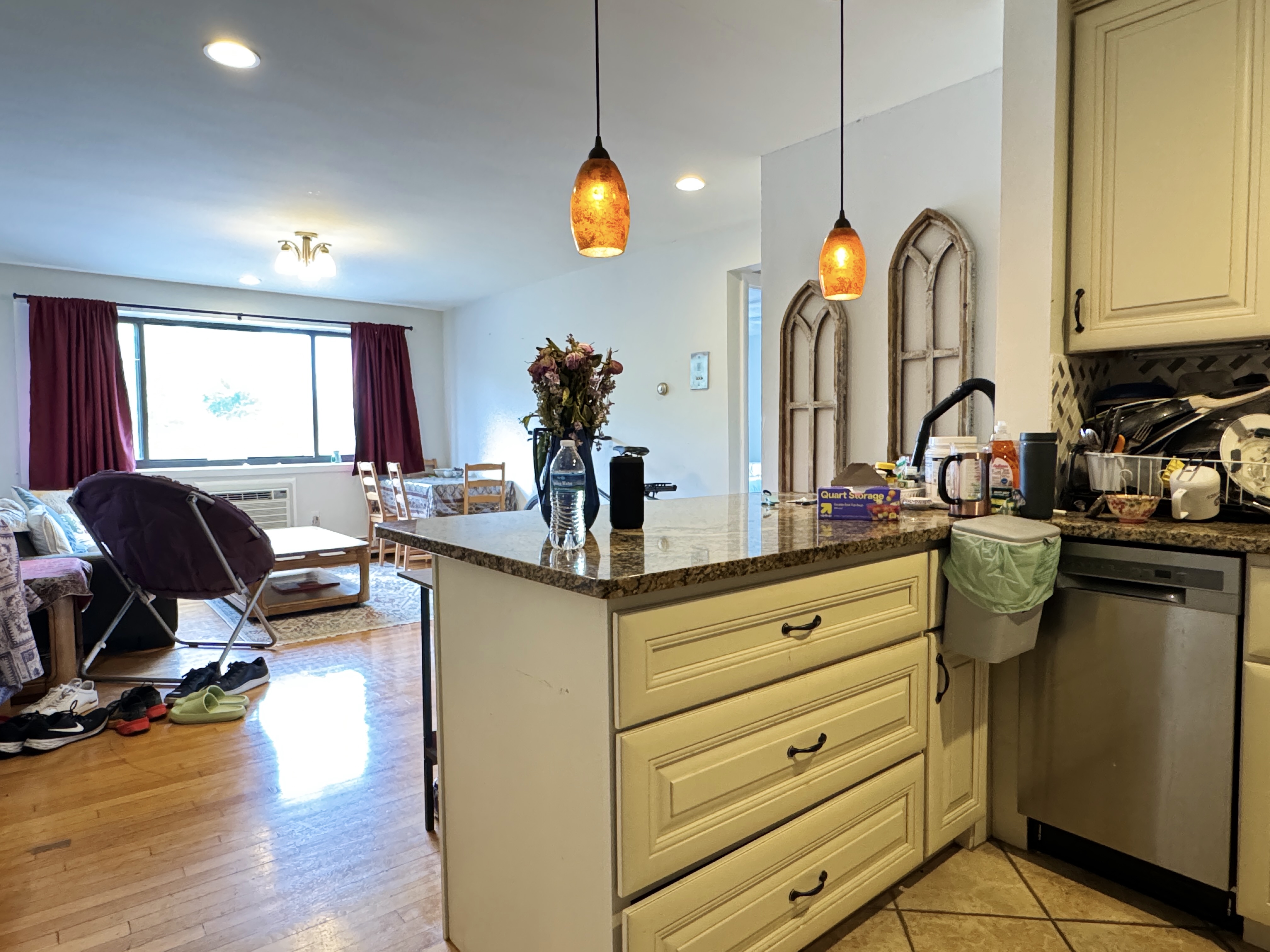 2192 Massachusetts Ave, North Cambridge