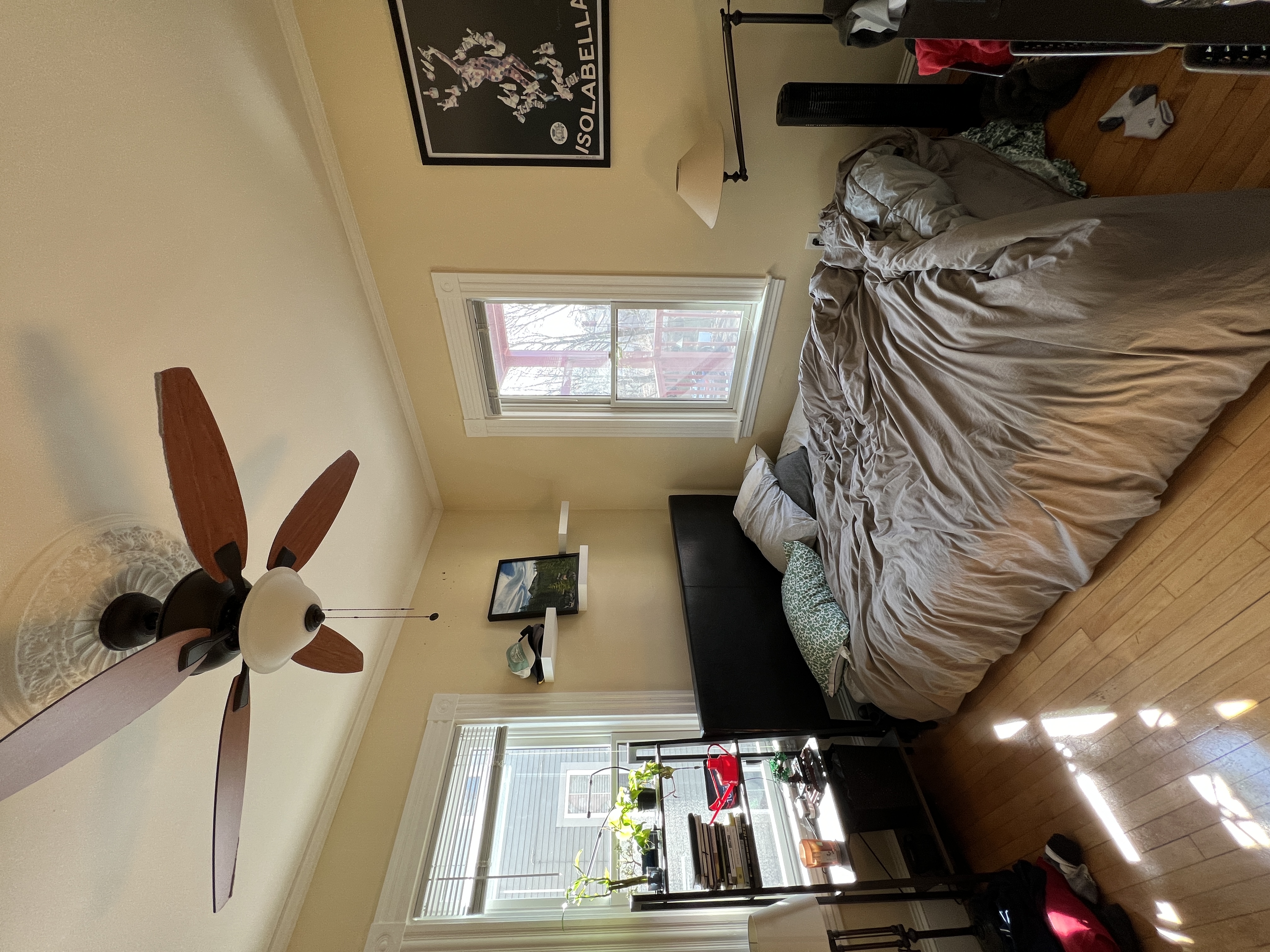 176 Elm, Davis Square