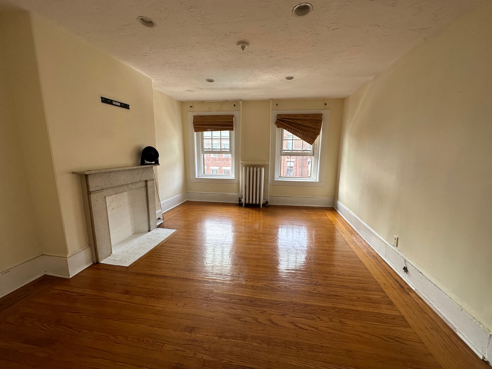 77 Charles St, Beacon Hill