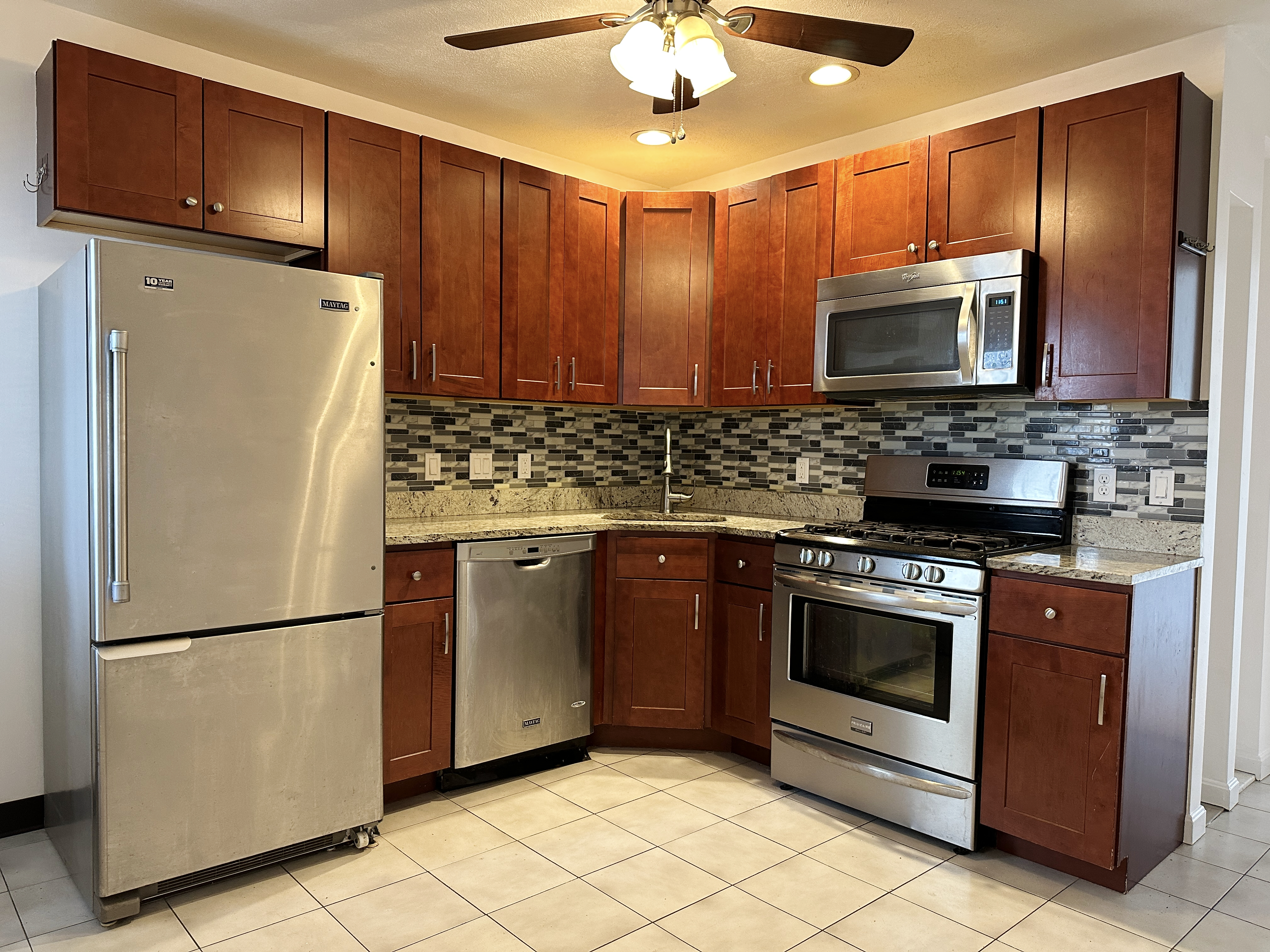 365 Sumner St, East Boston