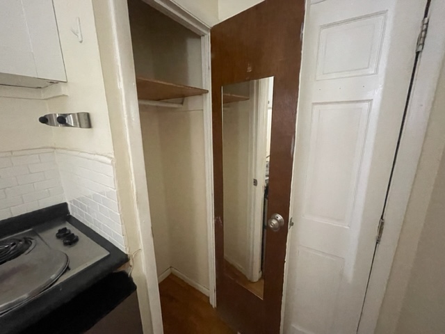 51 S Huntington Ave, Jamaica Plain