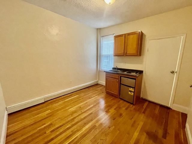 51 South Huntington Ave, Jamaica Plain