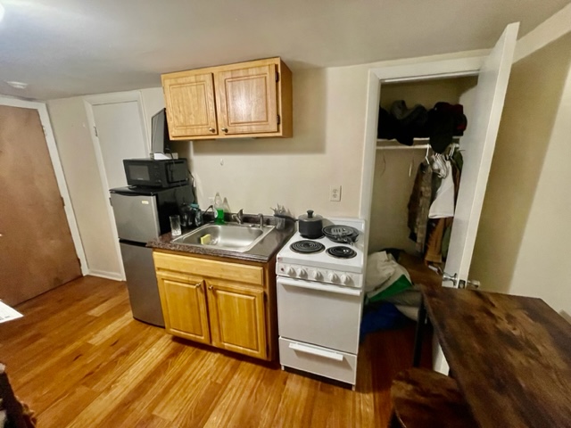 53 Huntington Ave, Jamaica Plain