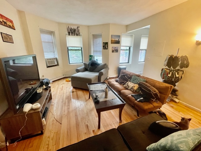 67 Huntington Ave, Jamaica Plain