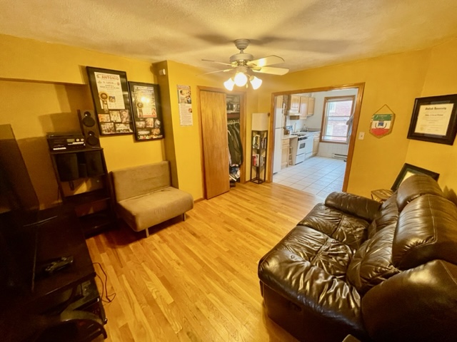 22 Thacher St, North End