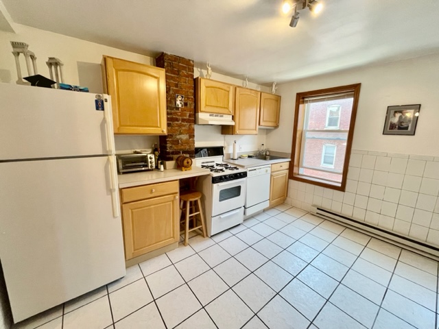 22 Thacher St, North End