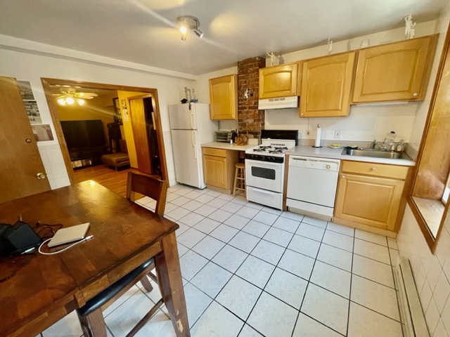 22 Thacher St, North End