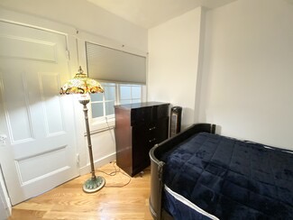 50 Hereford St, Back Bay