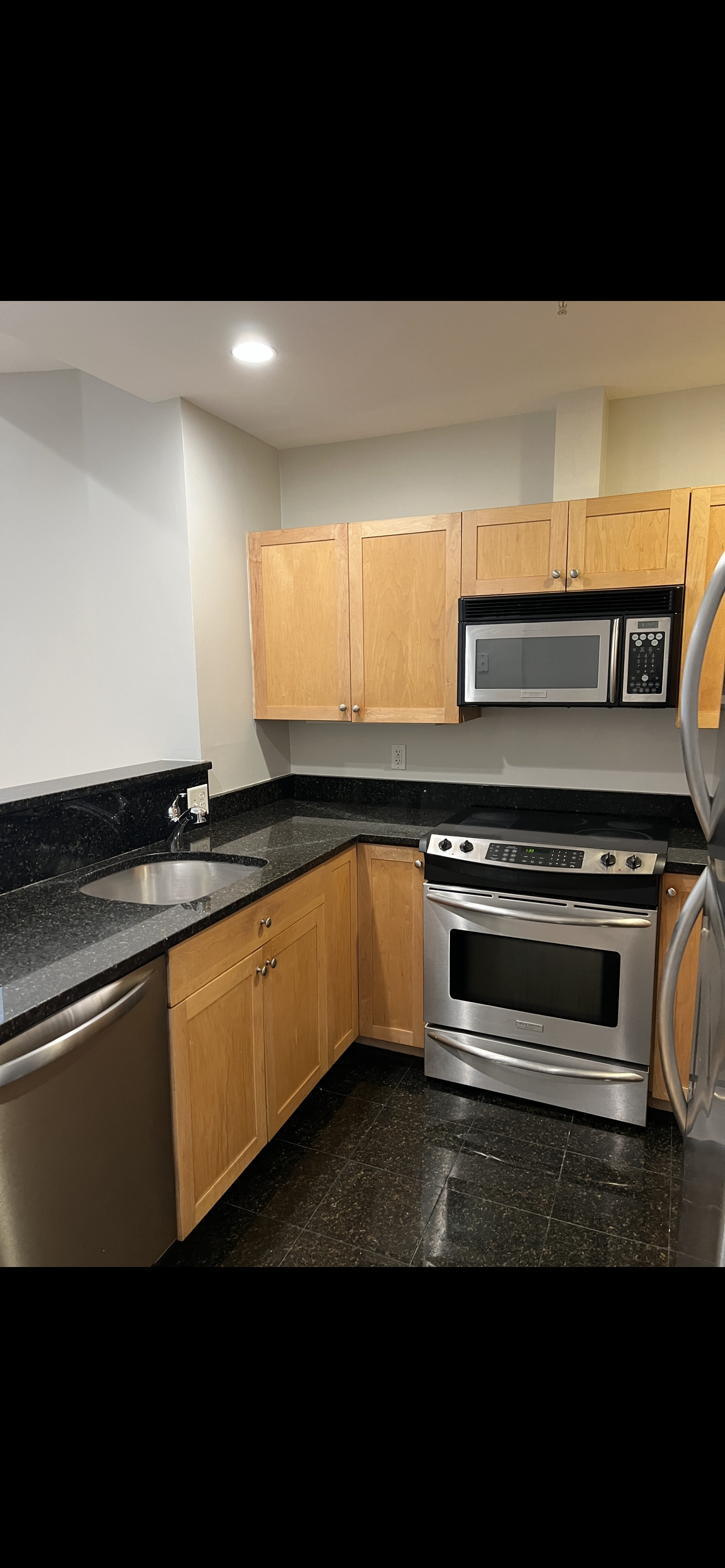 490 Harrison Ave, South End