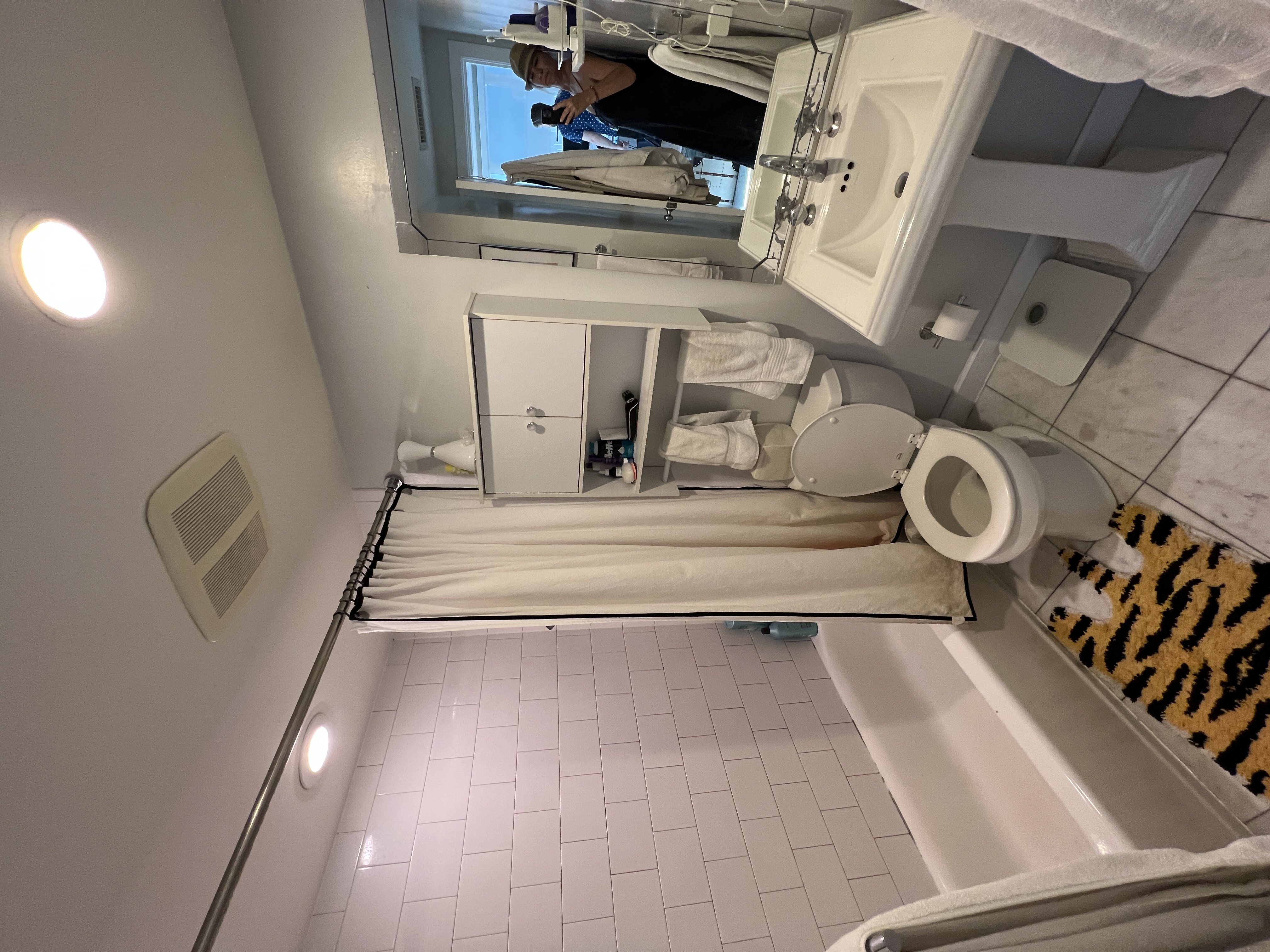 557 Columbus Ave, South End