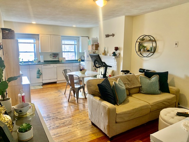 93 Endicott St, North End