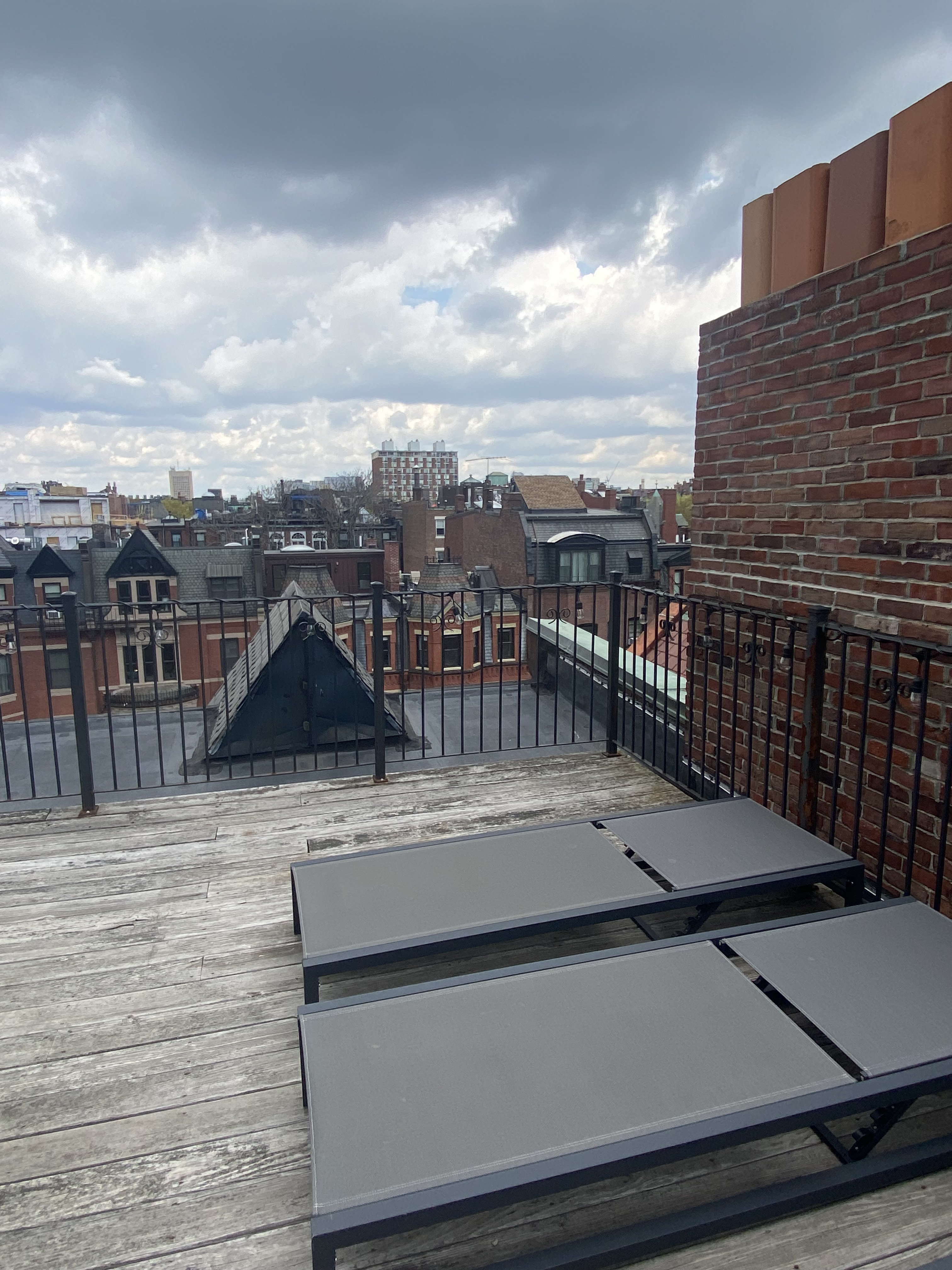 254 Newbury St, Back Bay