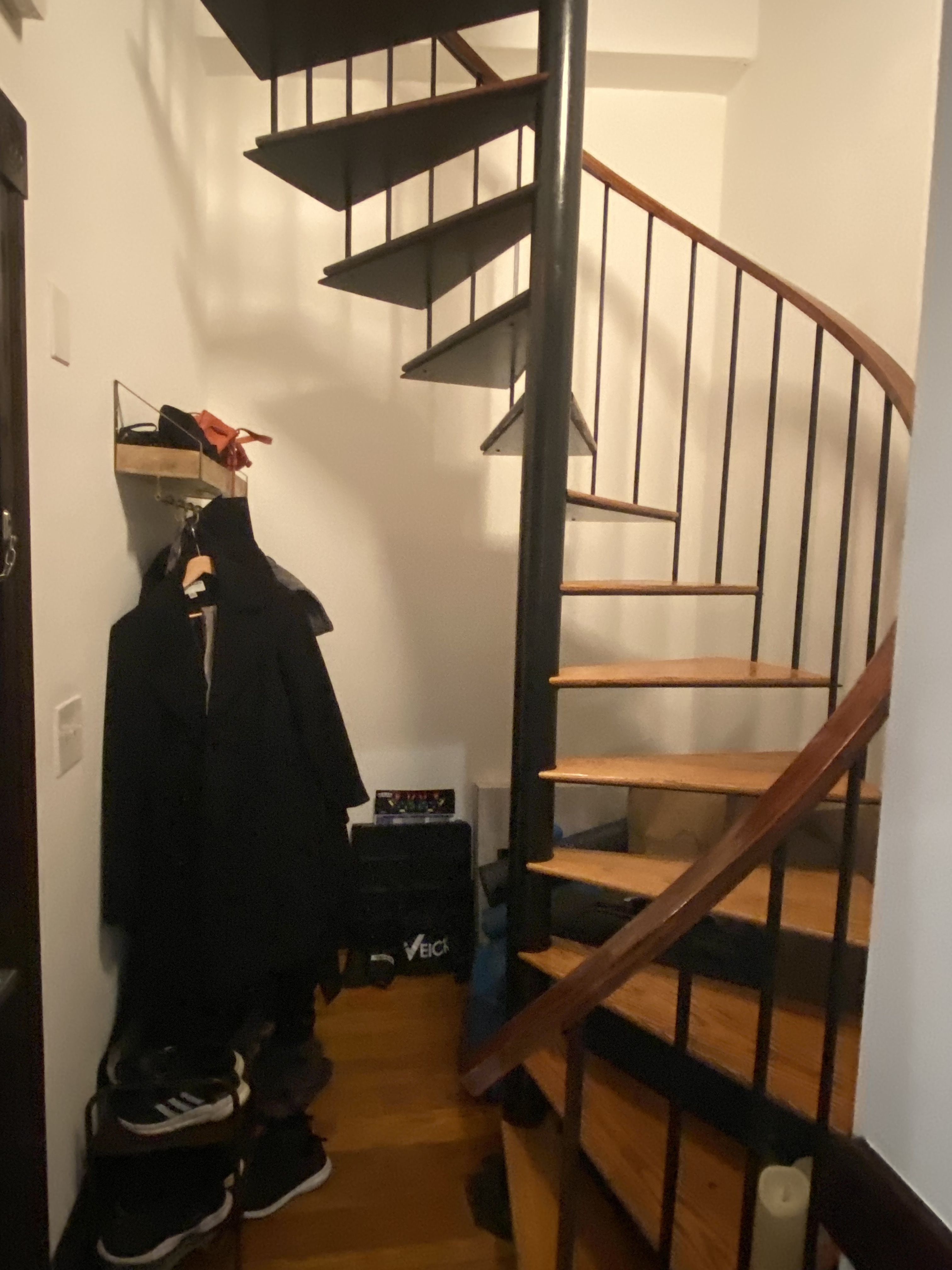 254 Newbury St, Back Bay