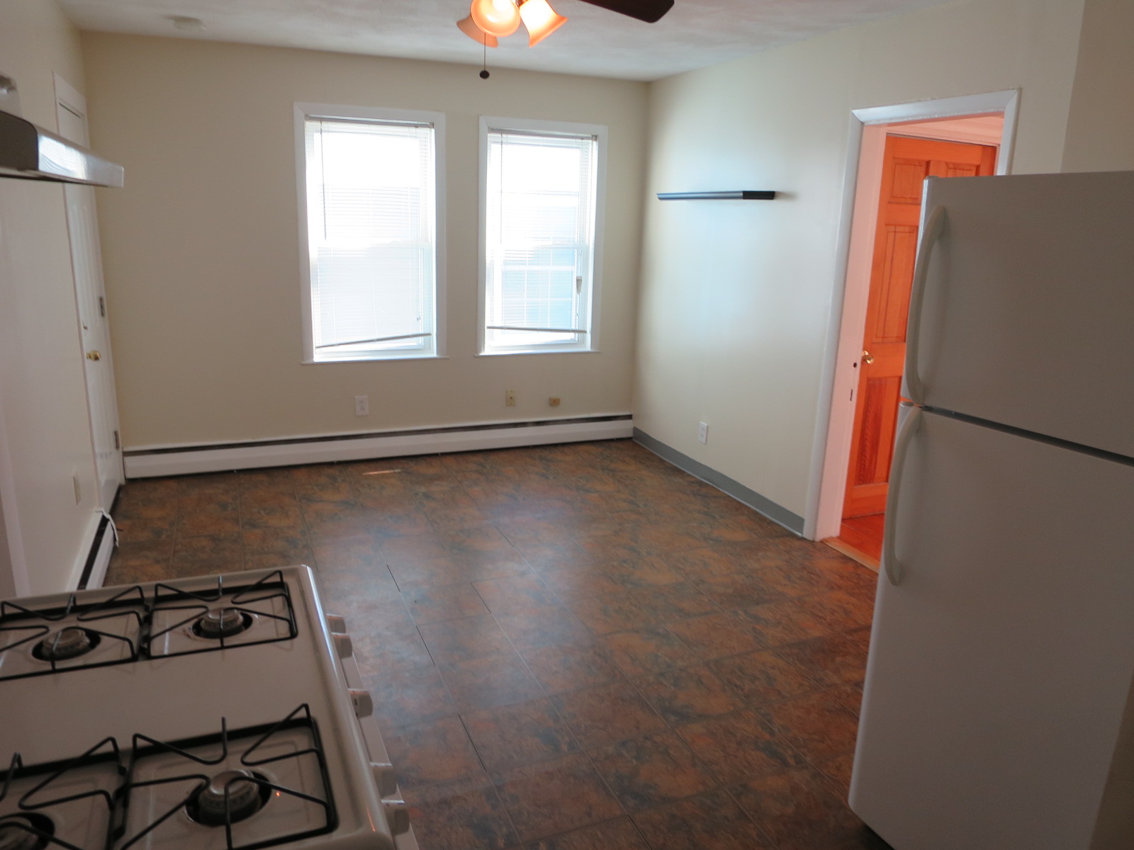 9 Lowell Ter, Magoun Square