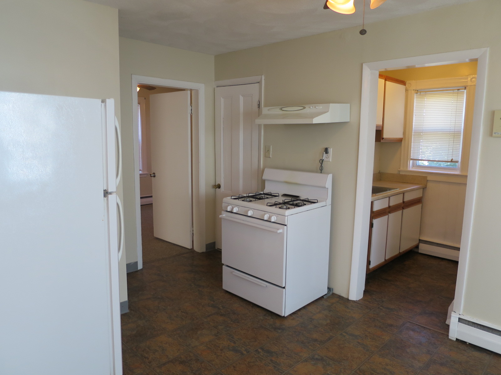 9 Lowell Ter, Magoun Square