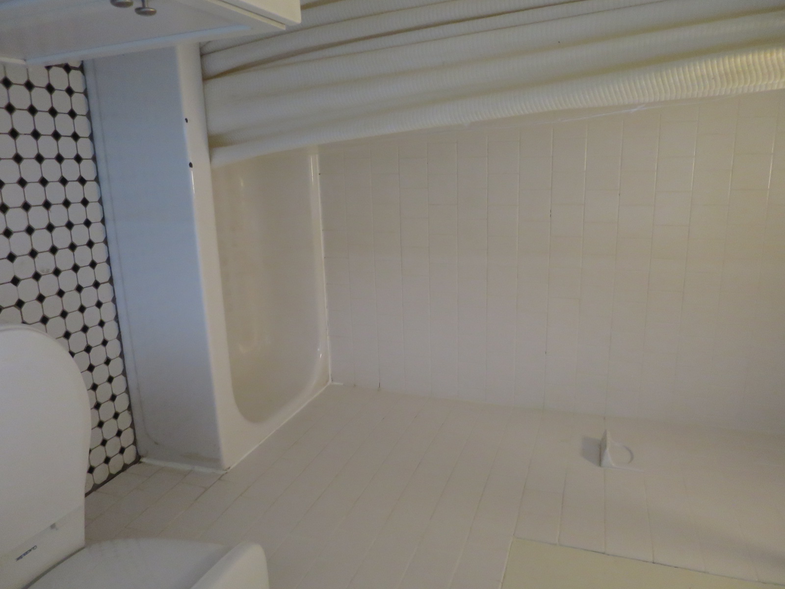 9 Lowell Ter, Magoun Square