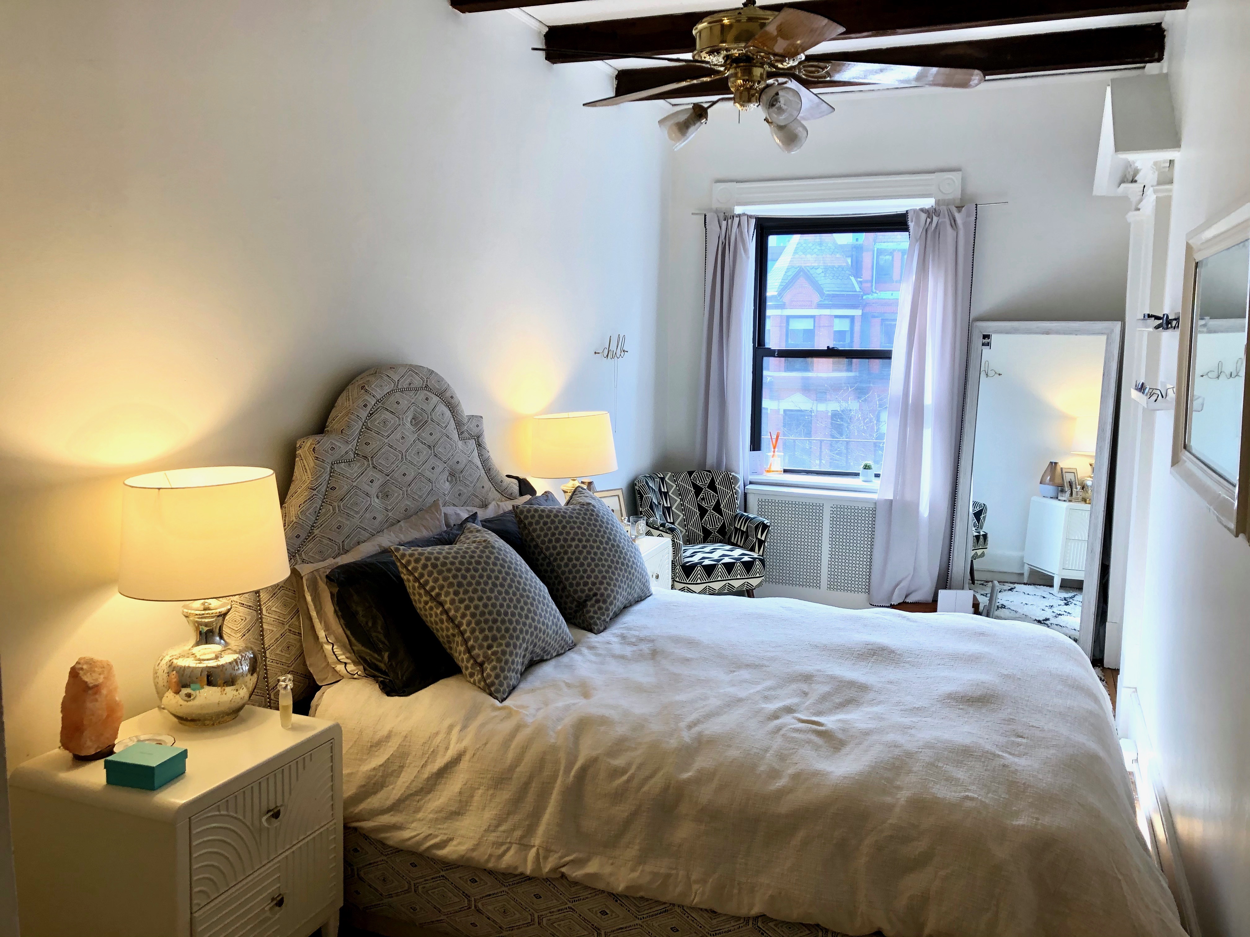 247 Newbury St, Back Bay