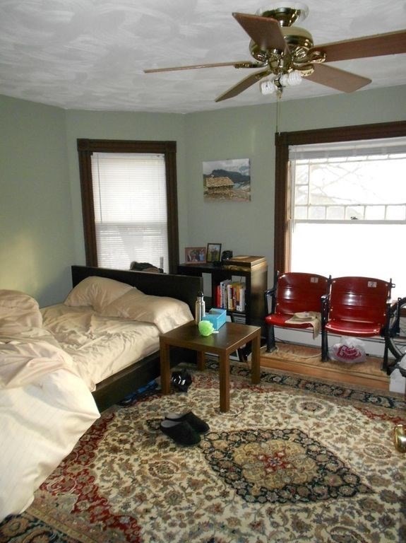 54 Pratt St, Allston