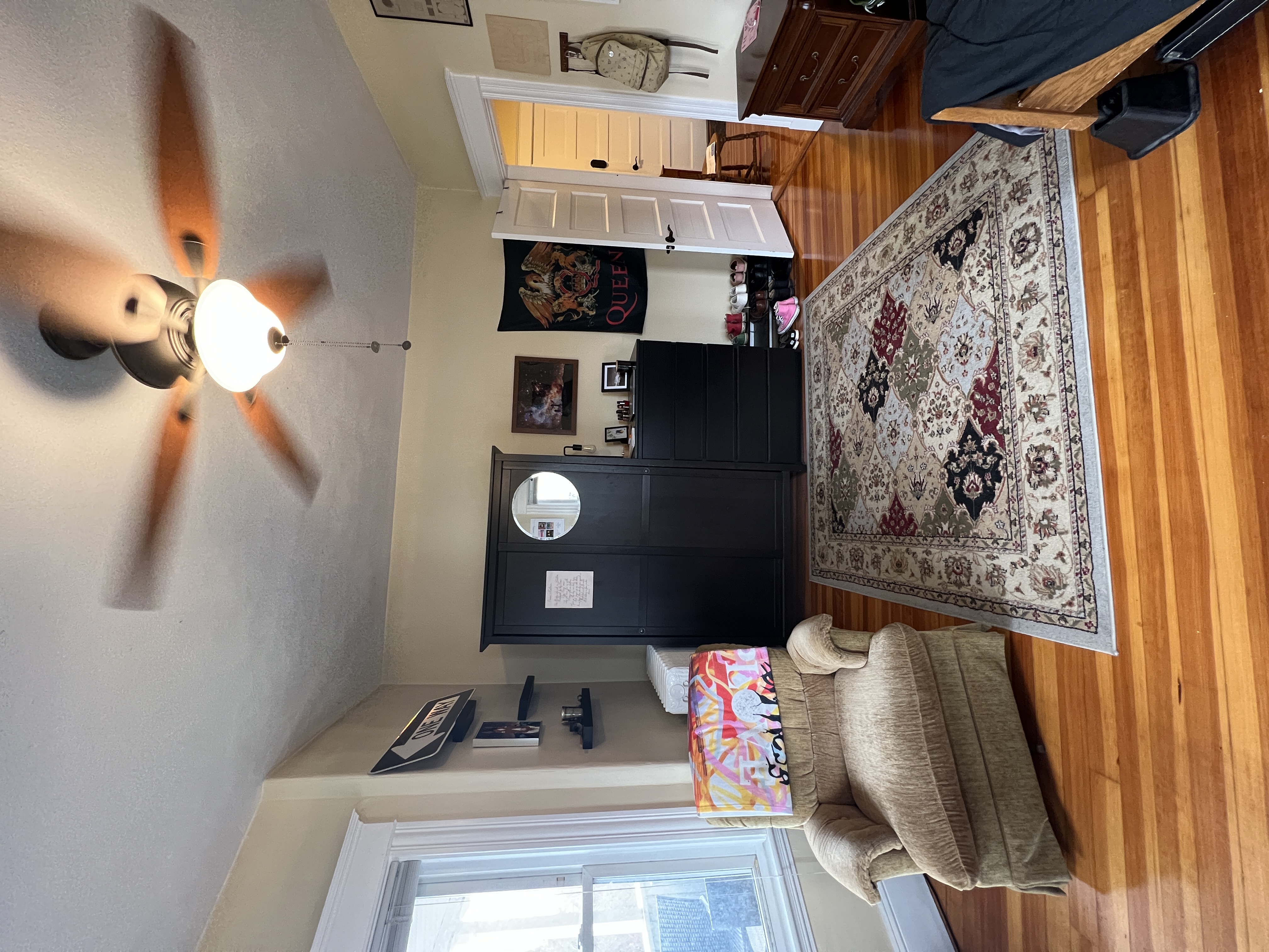 121 Liberty Rd, Davis Square