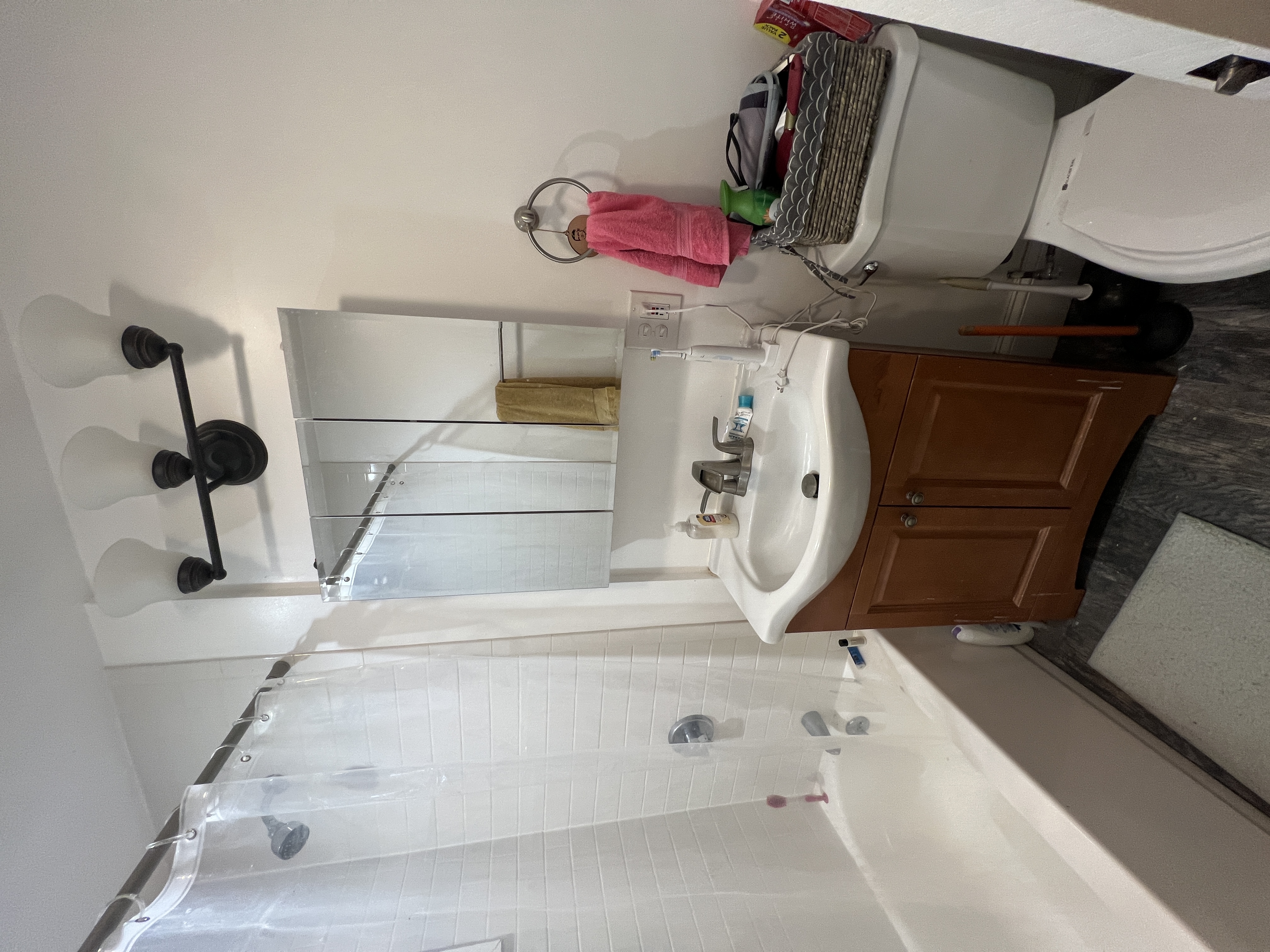 121 Liberty Rd, Davis Square