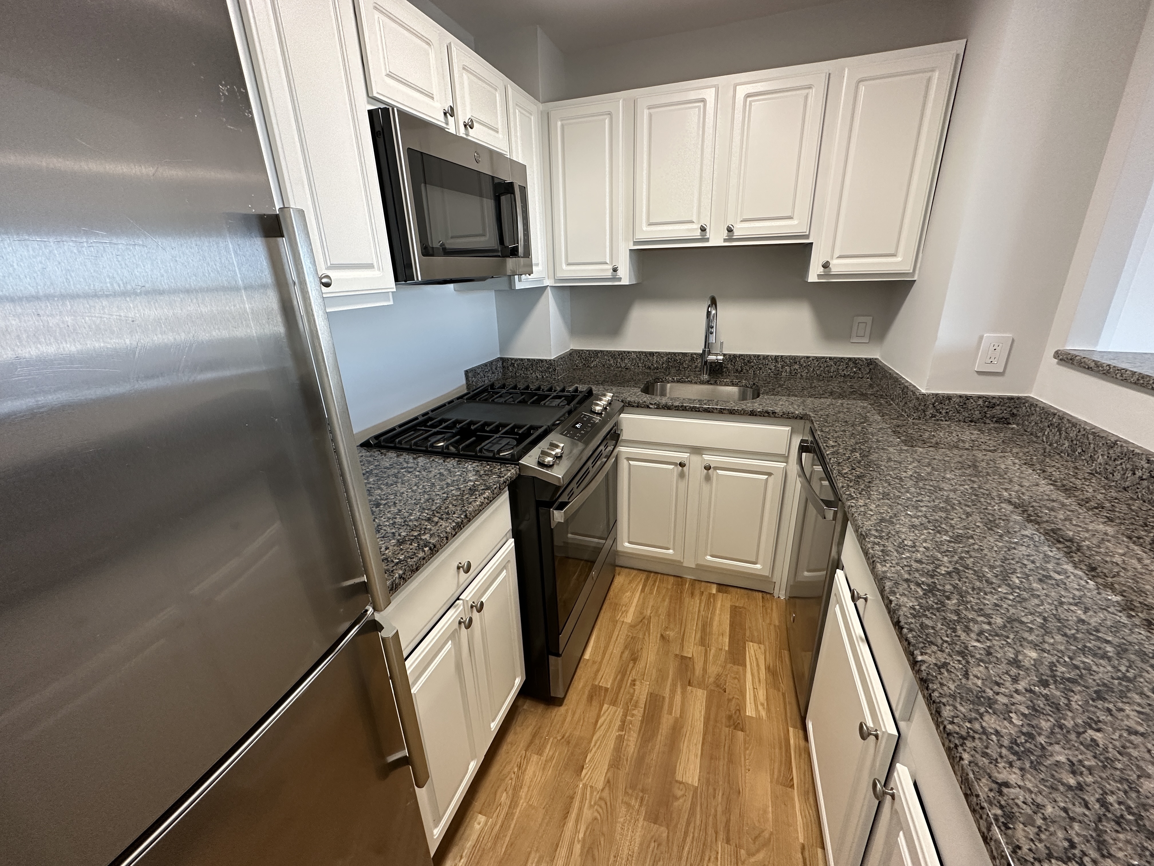 1410 Columbia Rd, South Boston